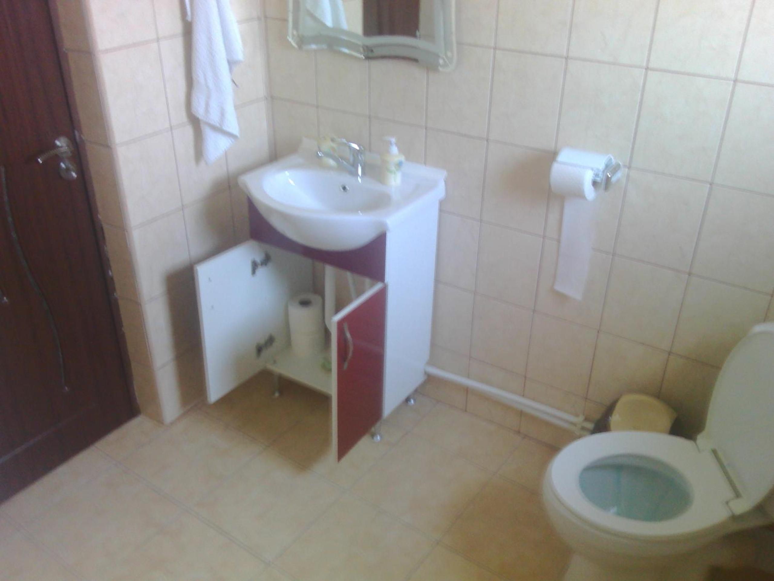 Casa Noastra en Vama Veche — bathroom