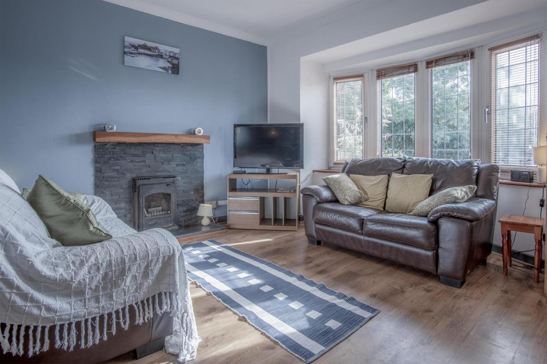 Cambrian Cottage - 3 Bedroom Cottage - Tenby view 4