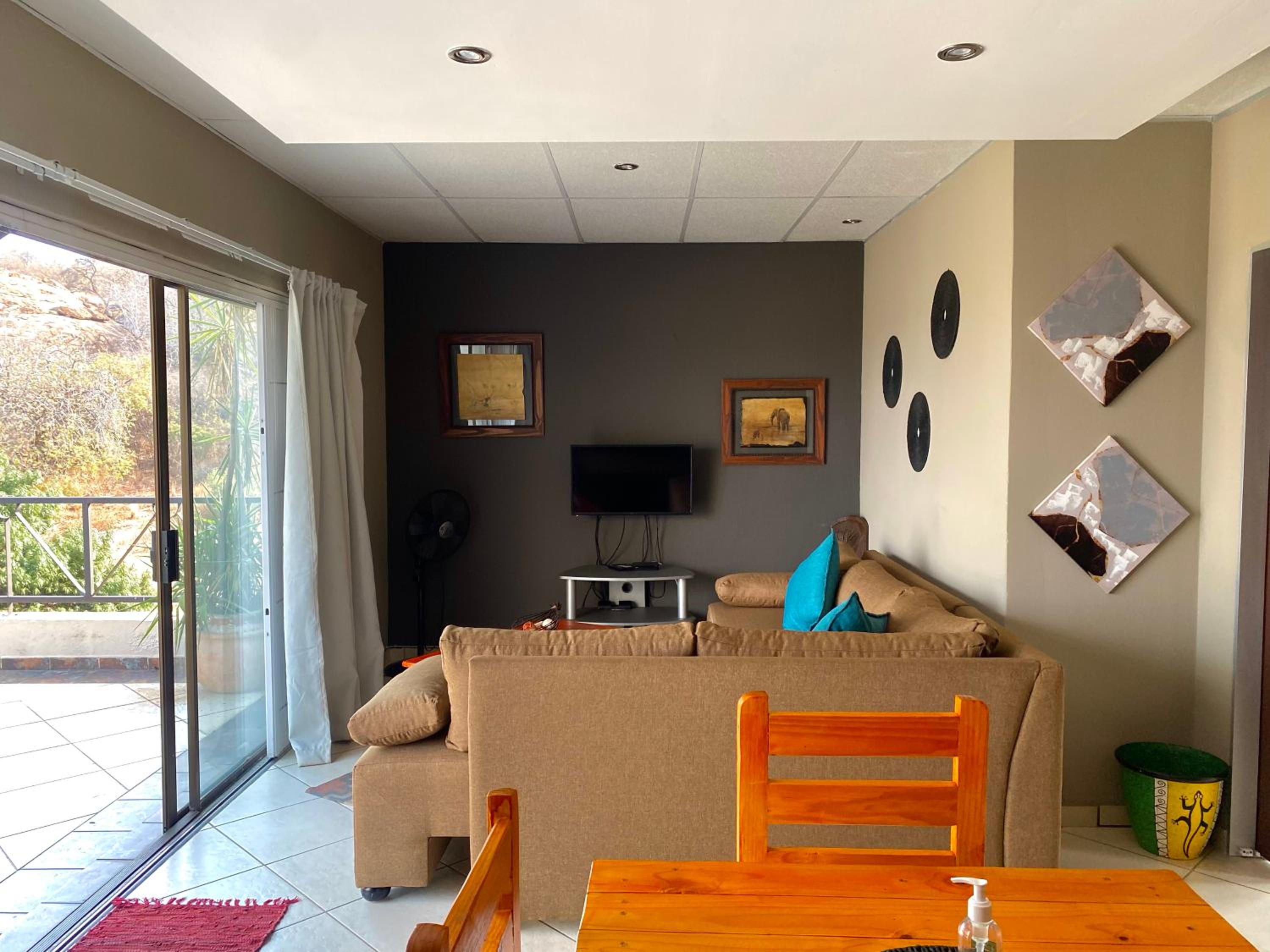 Glenvista Home with a View