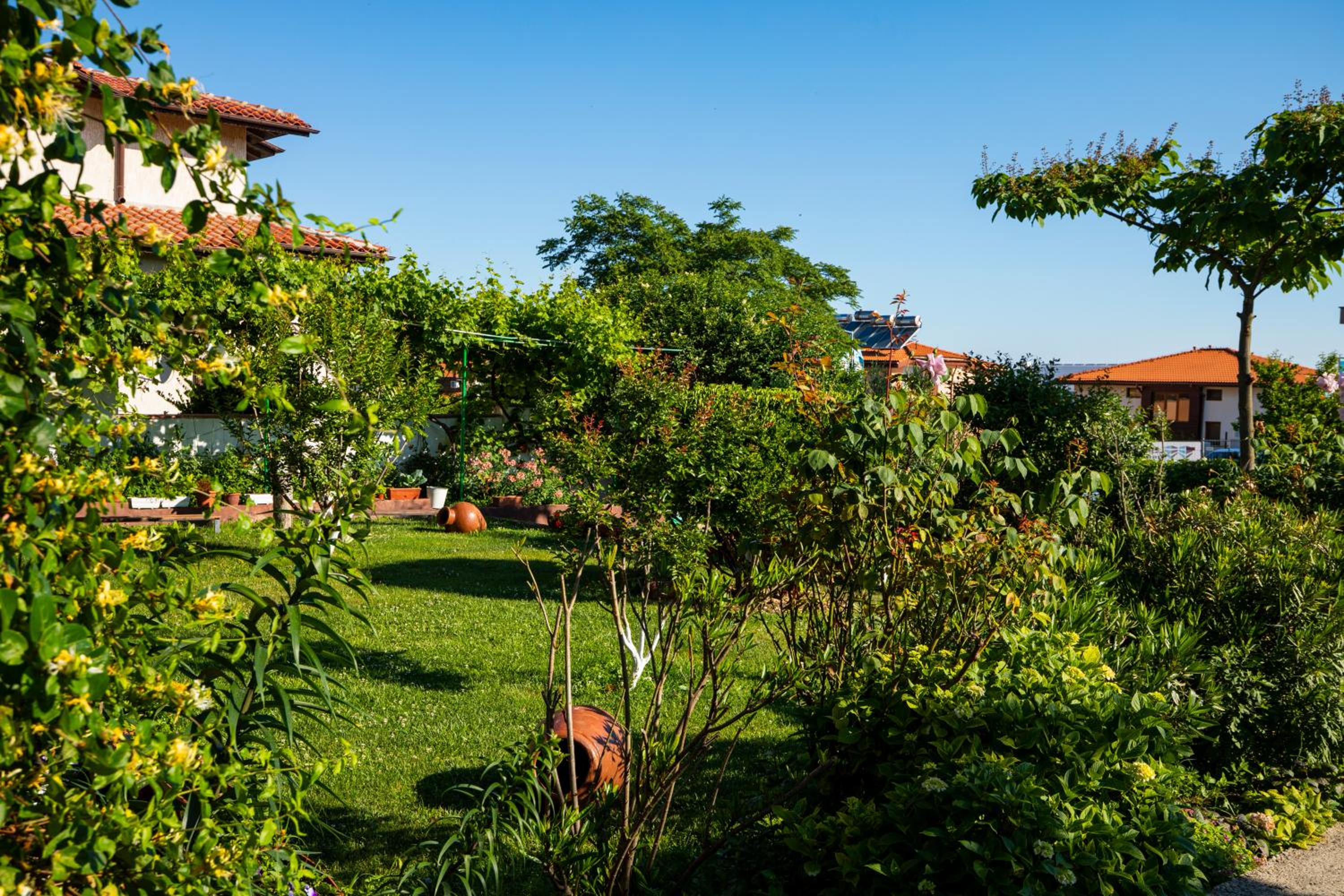 Cherry Villa