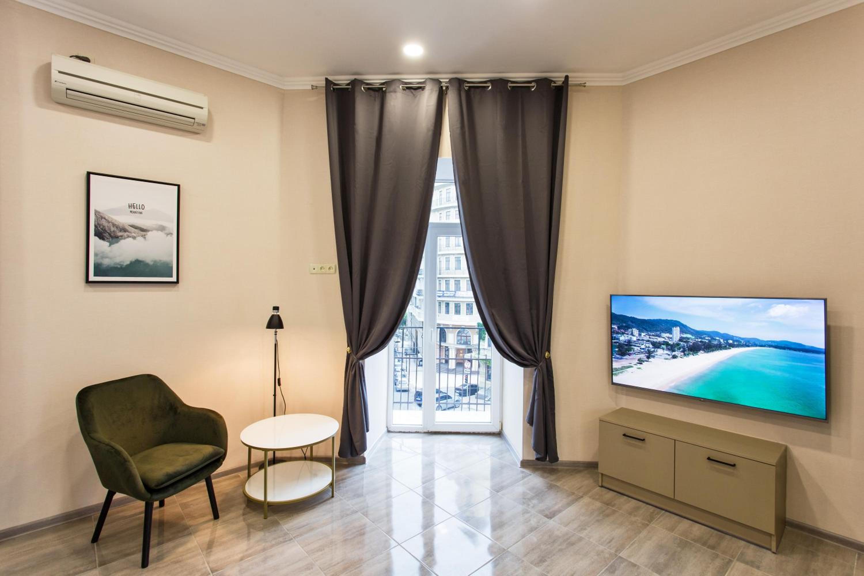 Havana ApartHotel view 4