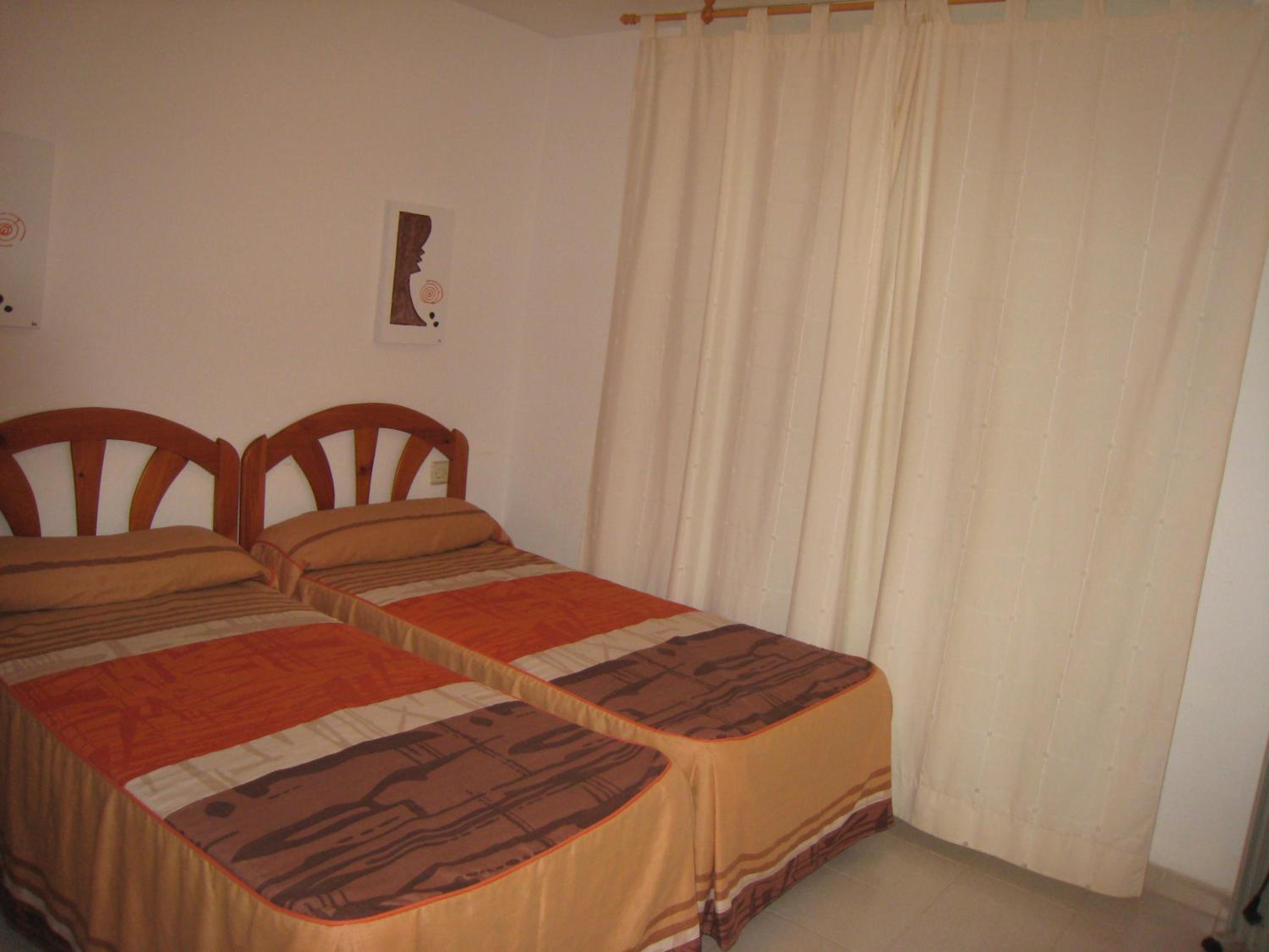 Apartamentos Turísticos Hawaii 4-5