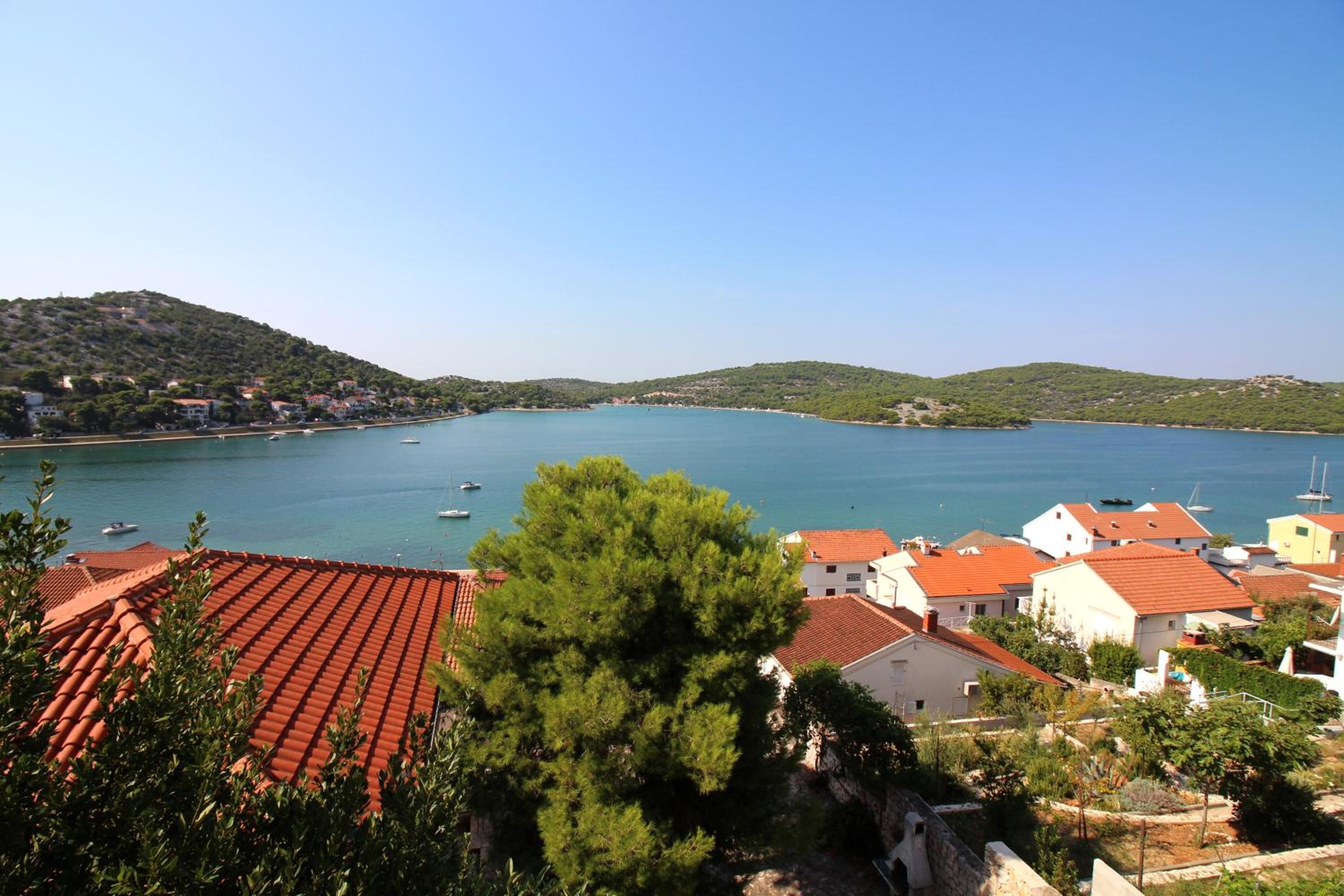APARTMANI JADRANKA s pogledom na more view 3