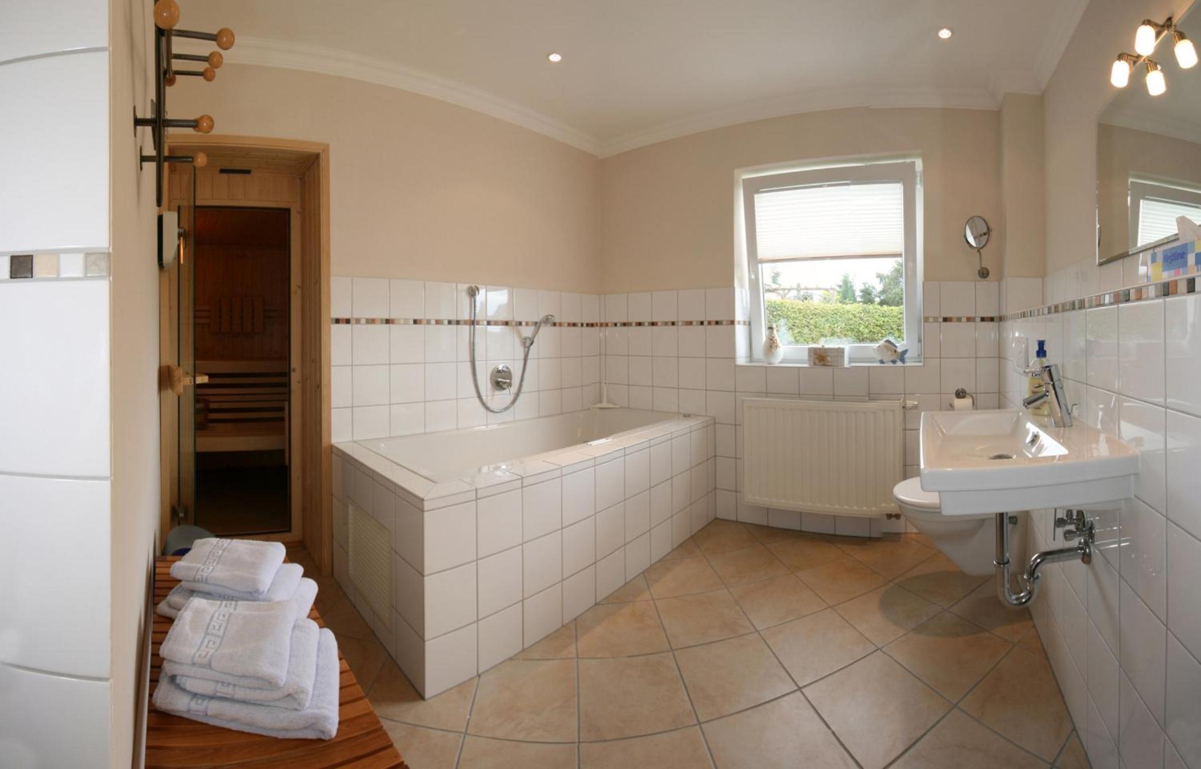 Strandlodge 2 en Rettin — bathroom