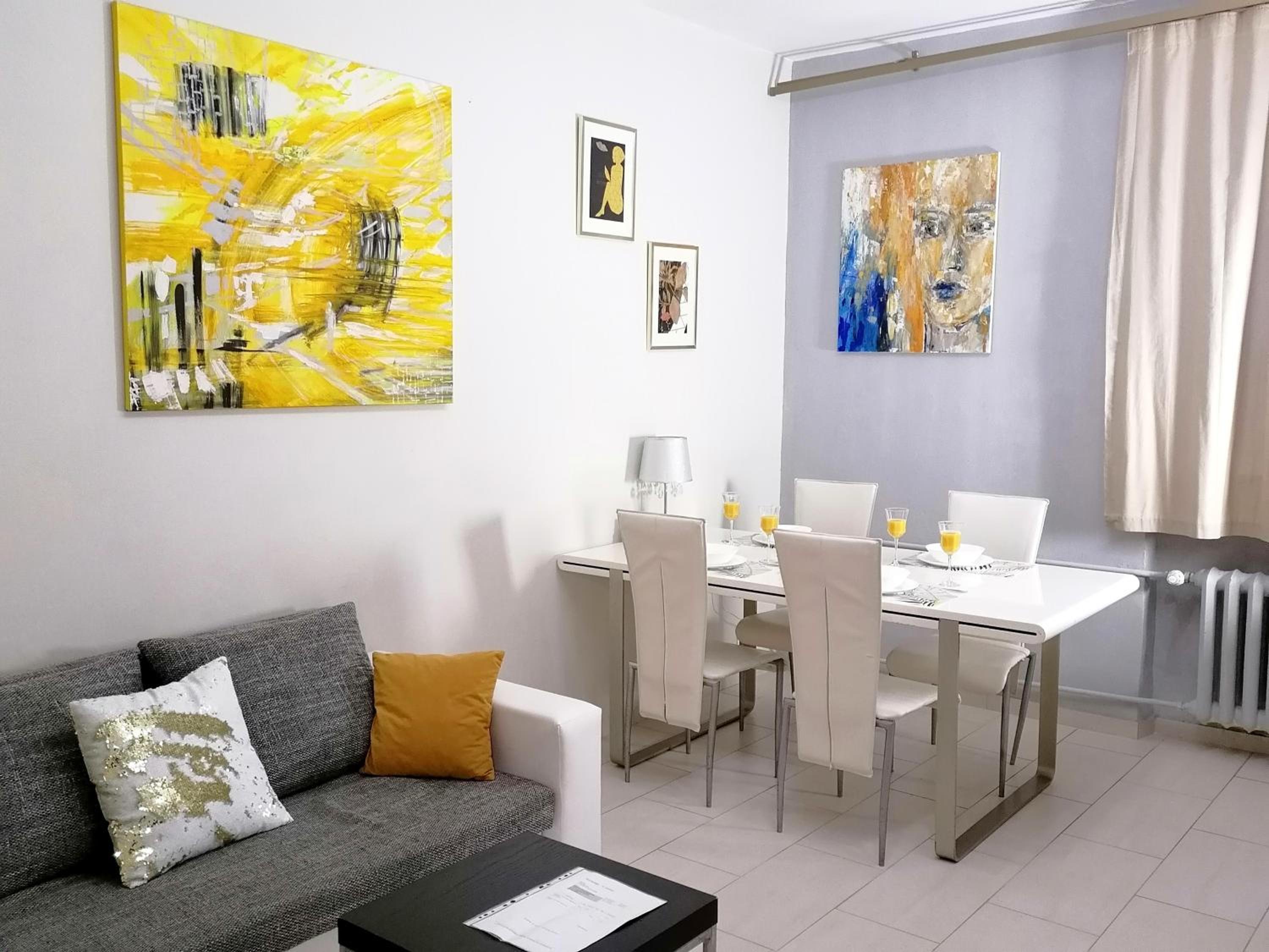 Metro Wilson Apartment, photo 11