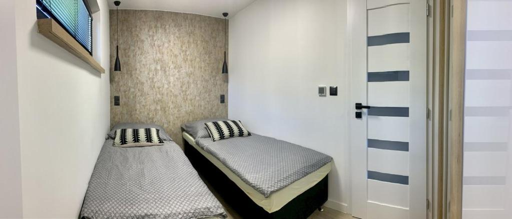 Chata Thermal House
