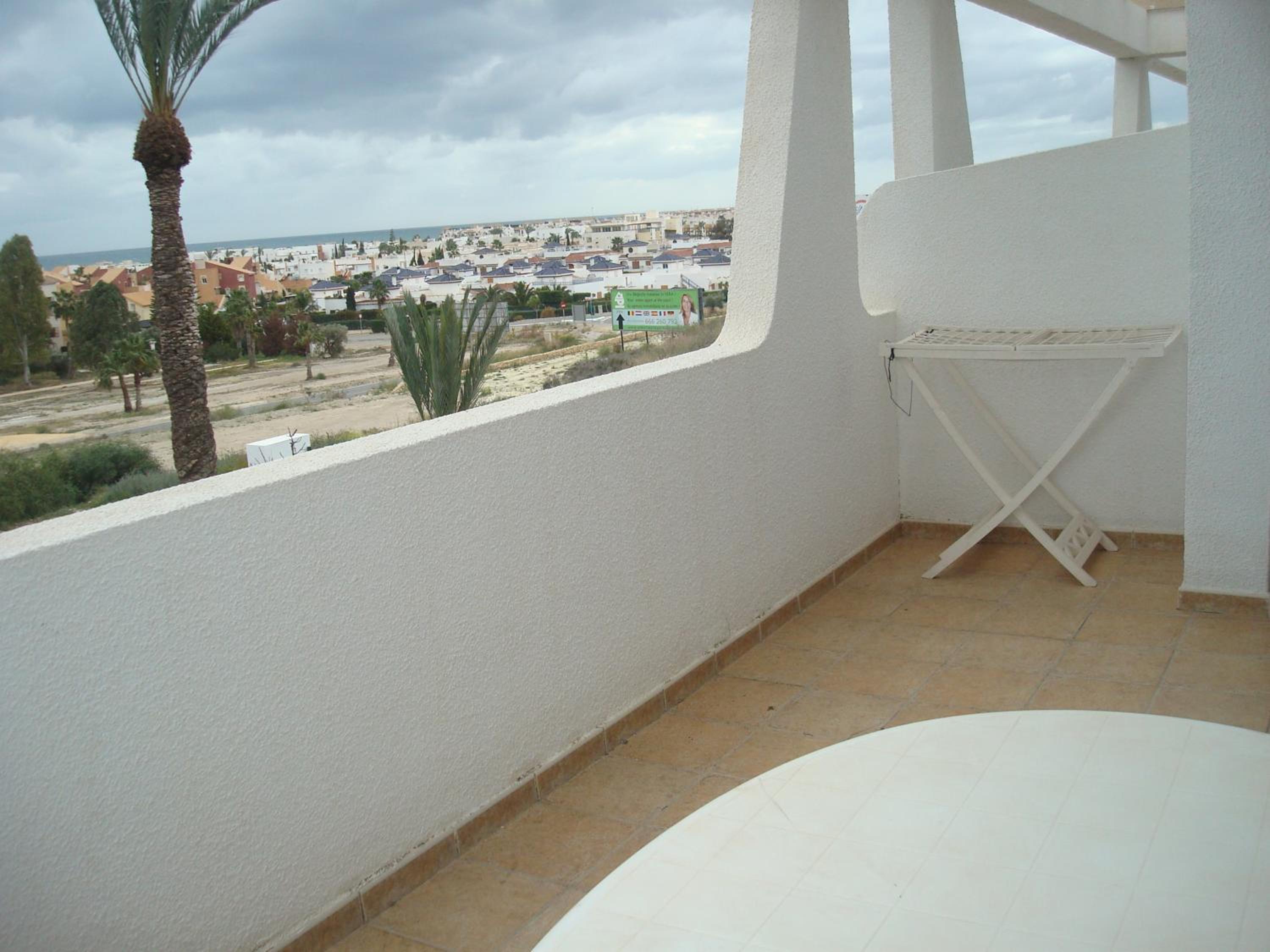 Apt on the ground floor, with a large terrace, two bedrooms and Ac photo 2