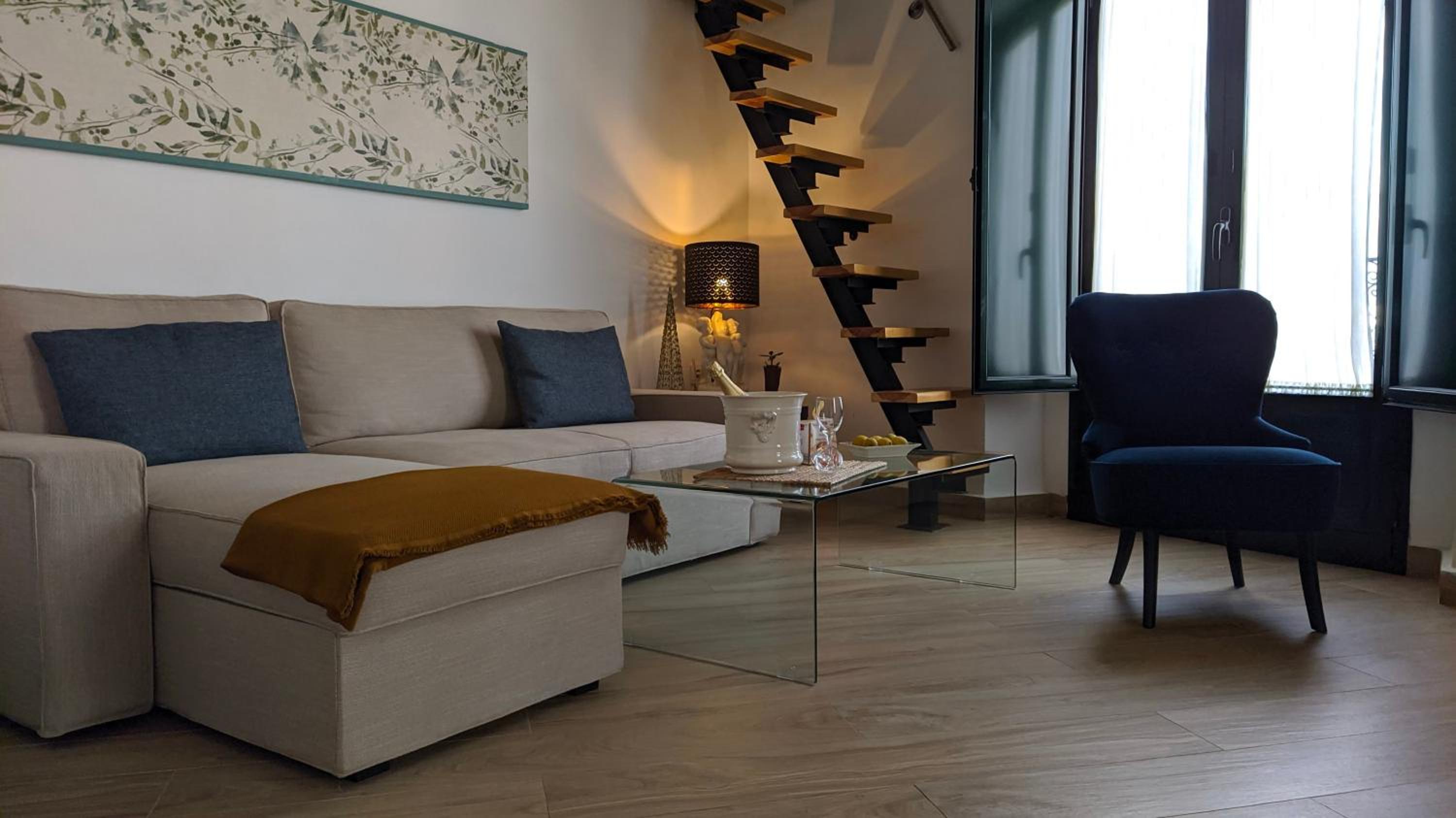 Casa Mora Triana
