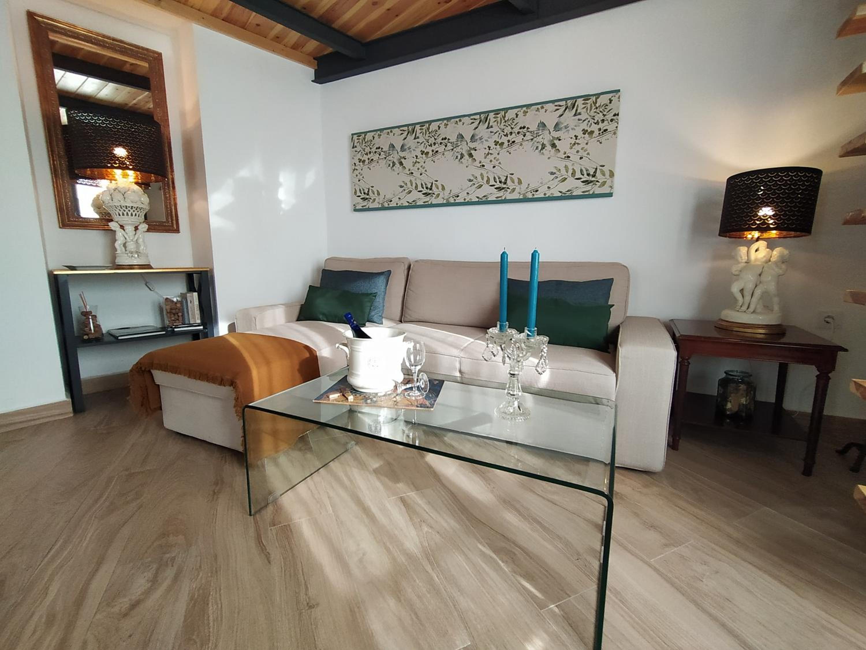 Casa Mora Triana
