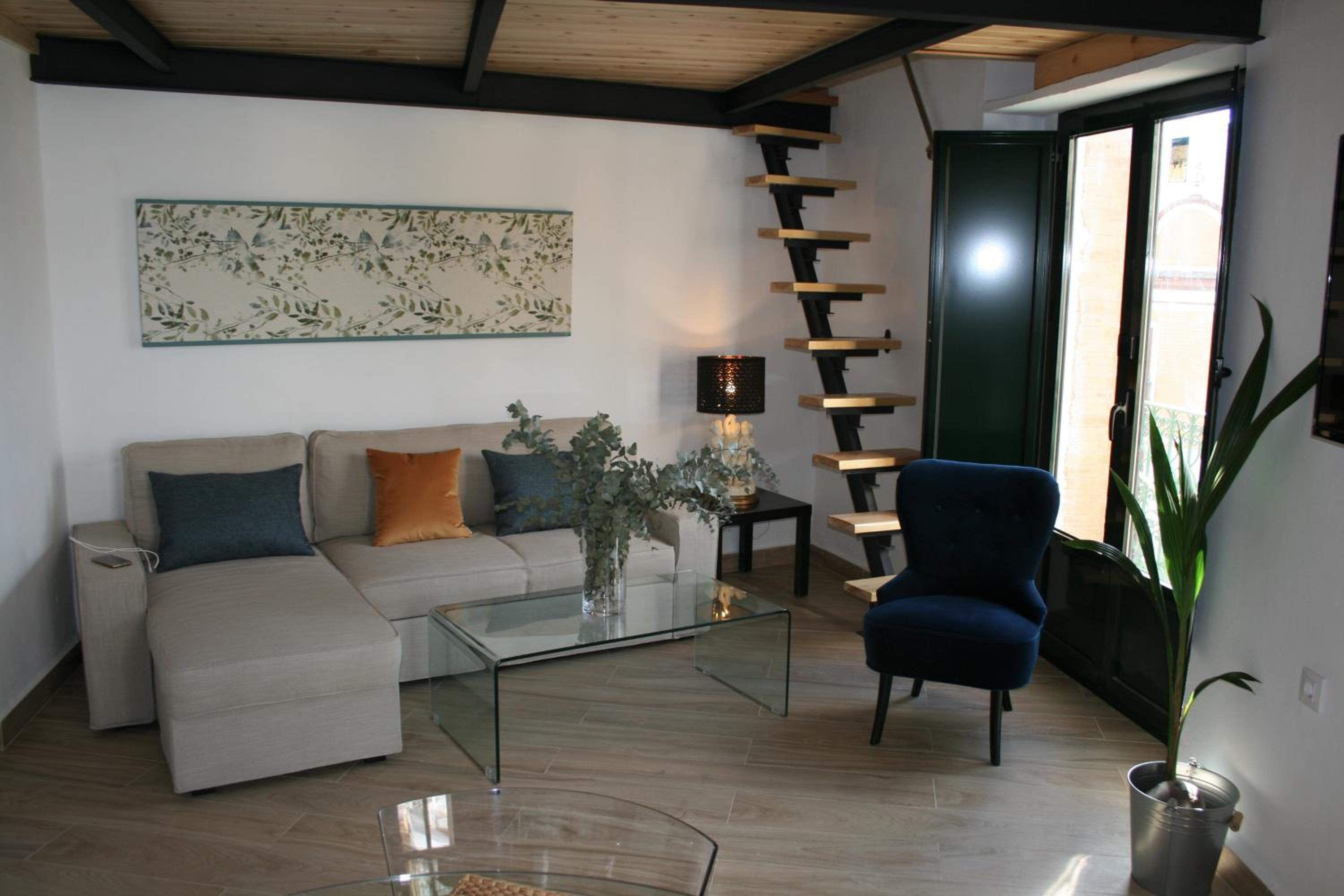 Casa Mora Triana