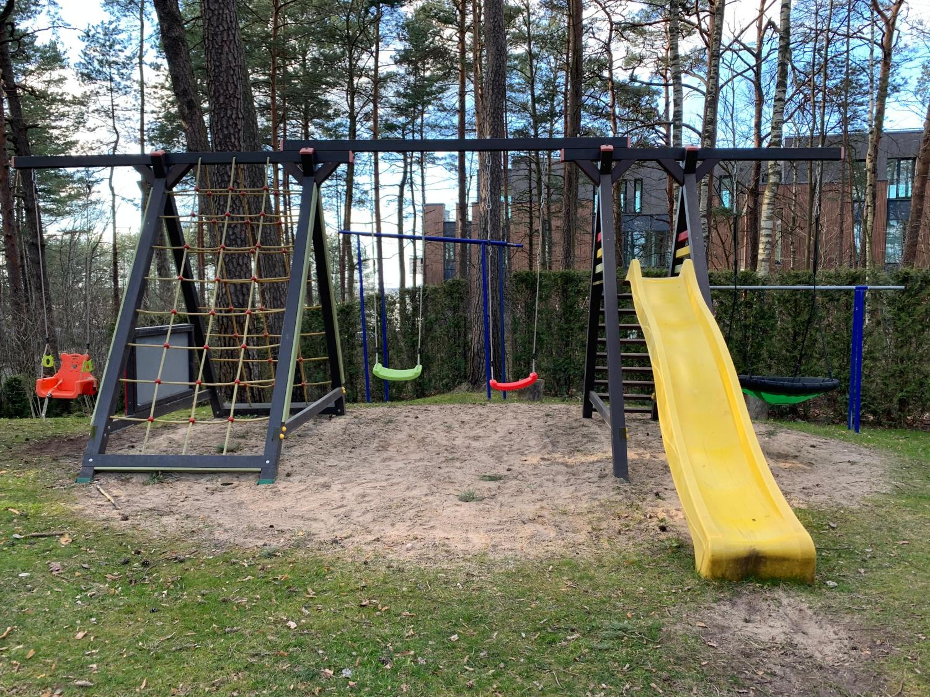 Photo 25