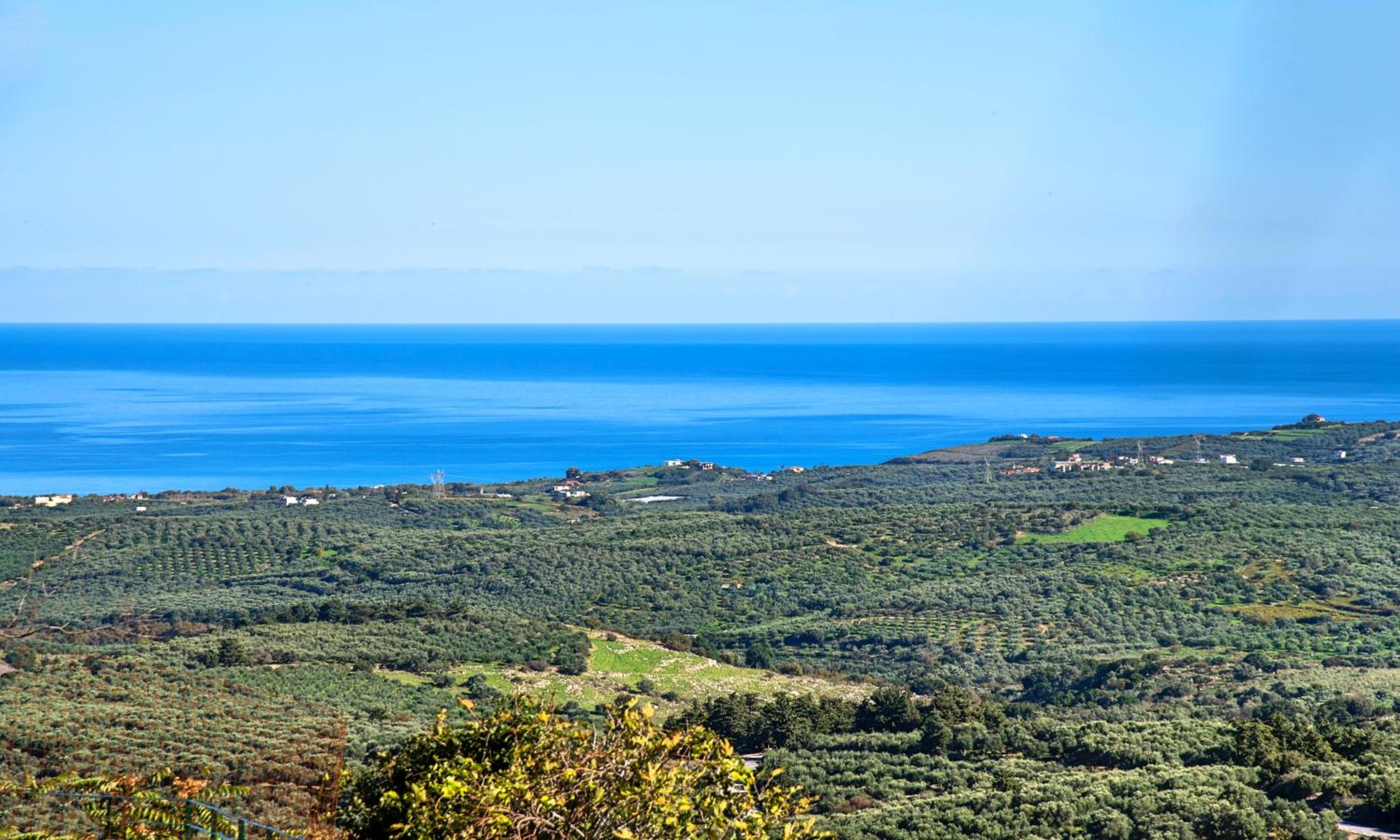 Cretan Sunny Villa With Heated Pool
