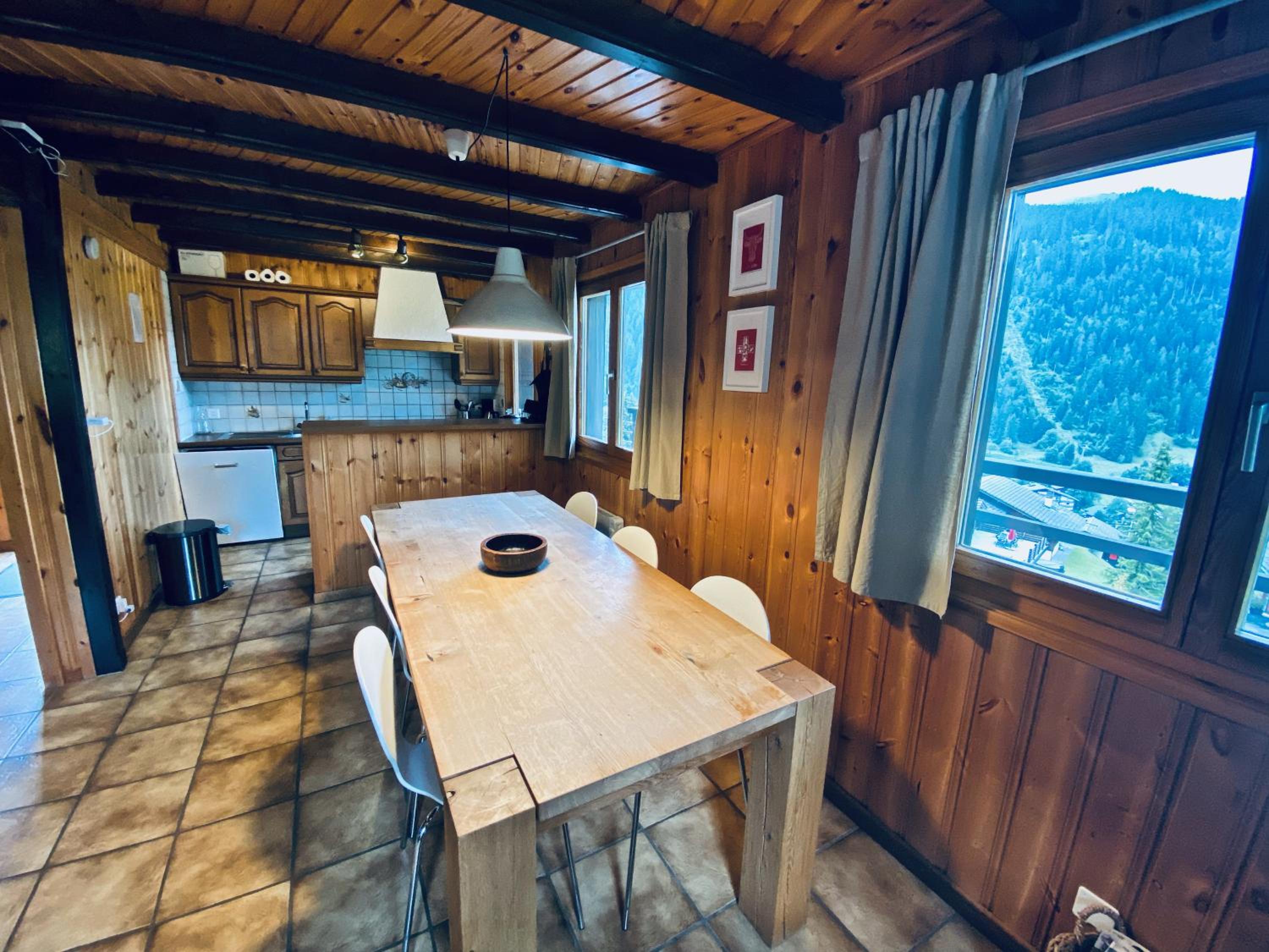 Chalet Le Jeuna view 3