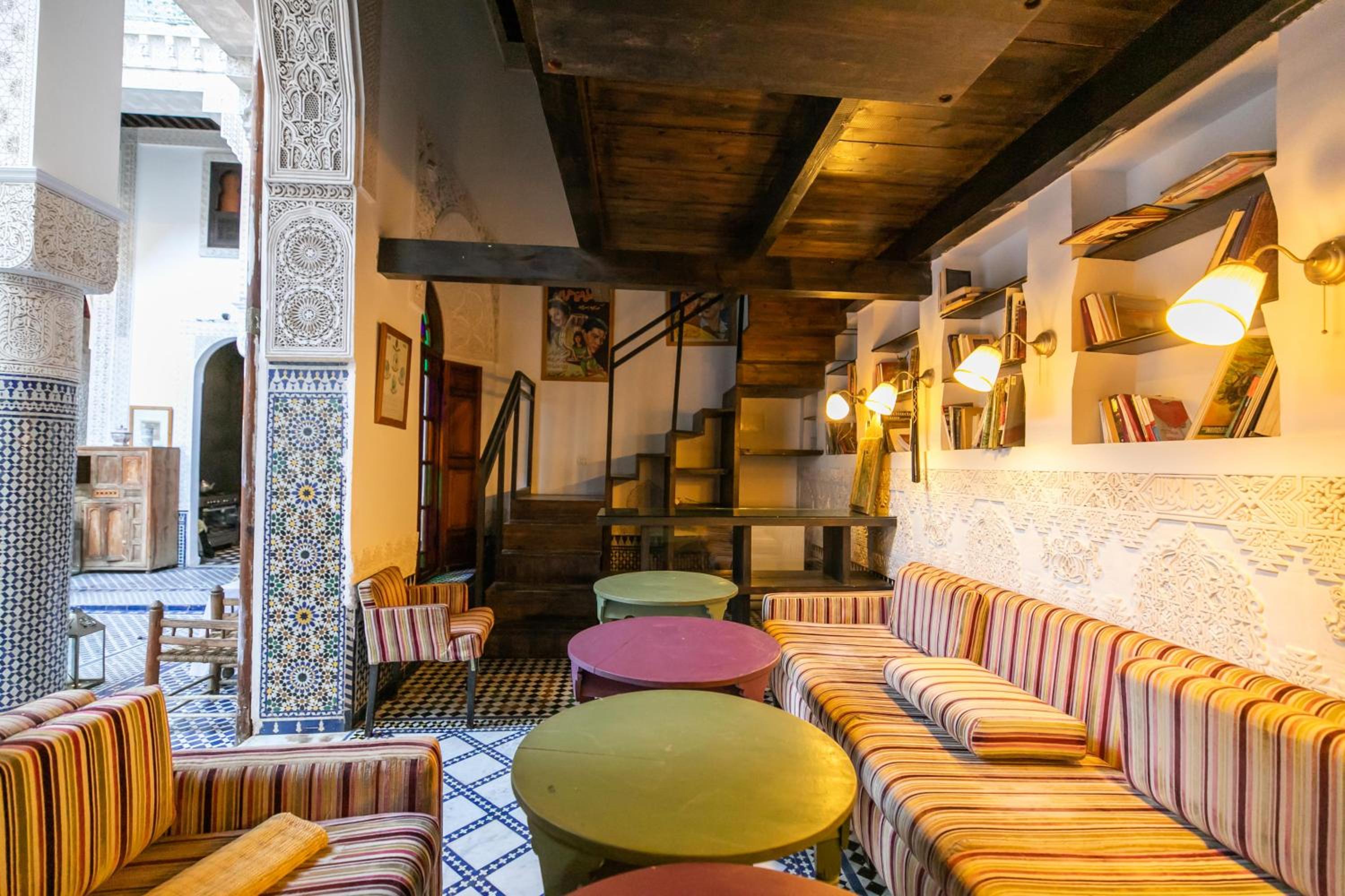 lounge