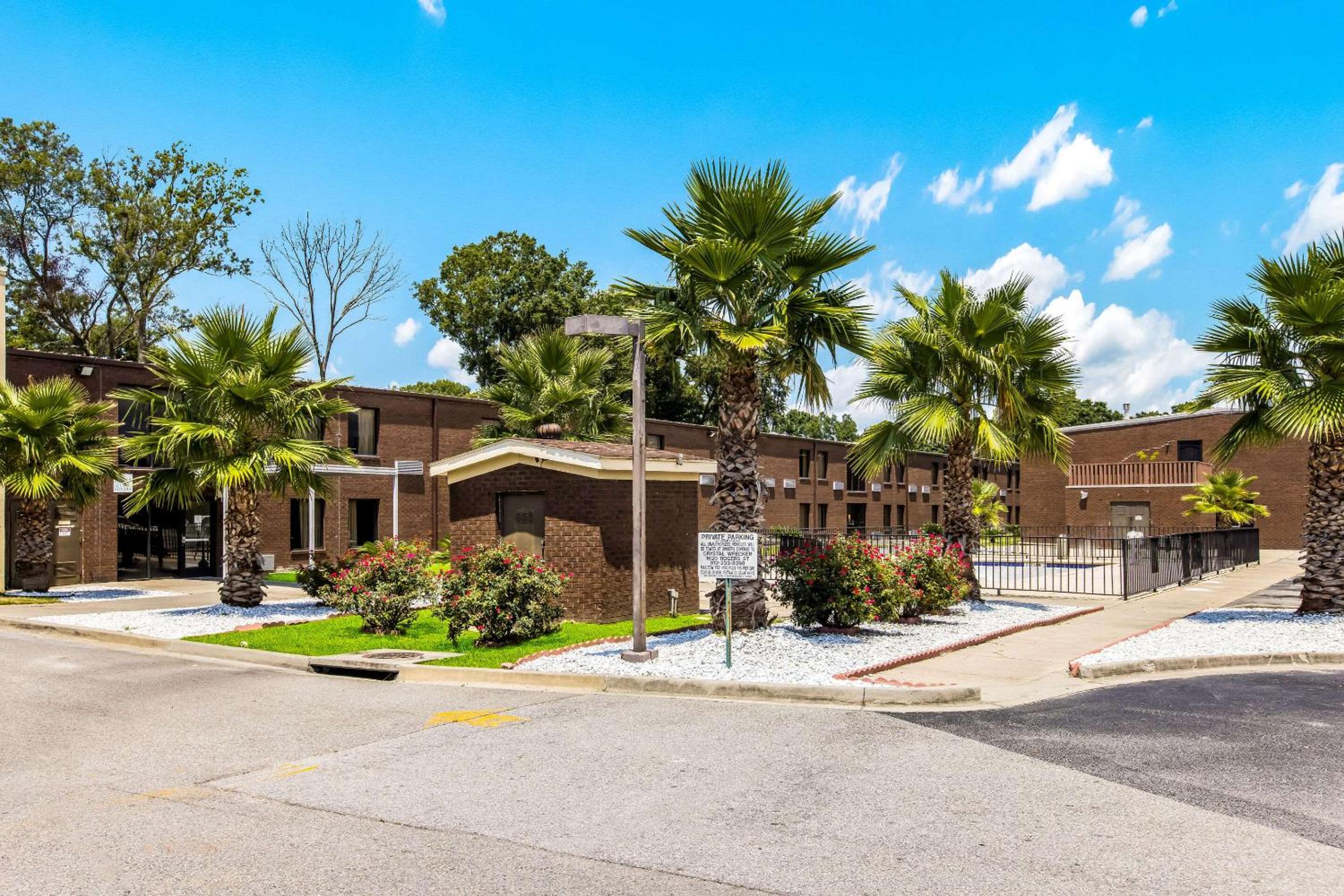 Econo Lodge Garden City - Savannah view 3