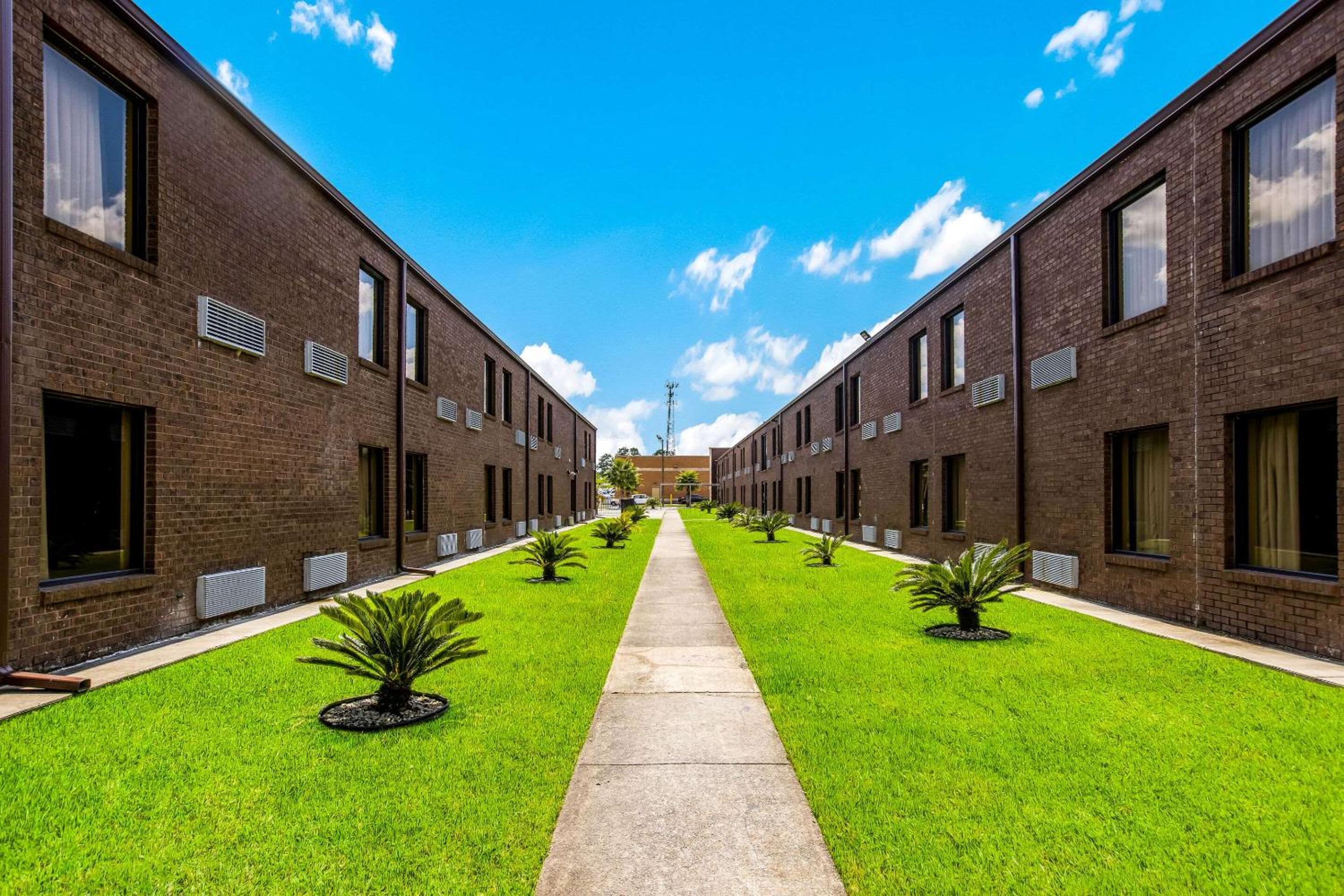 Econo Lodge Garden City - Savannah view 4