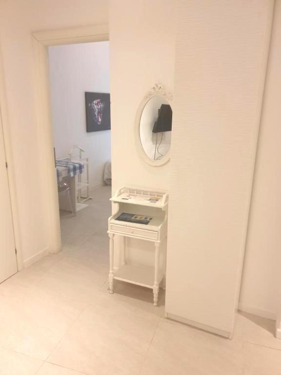Smart Apartment Central Station