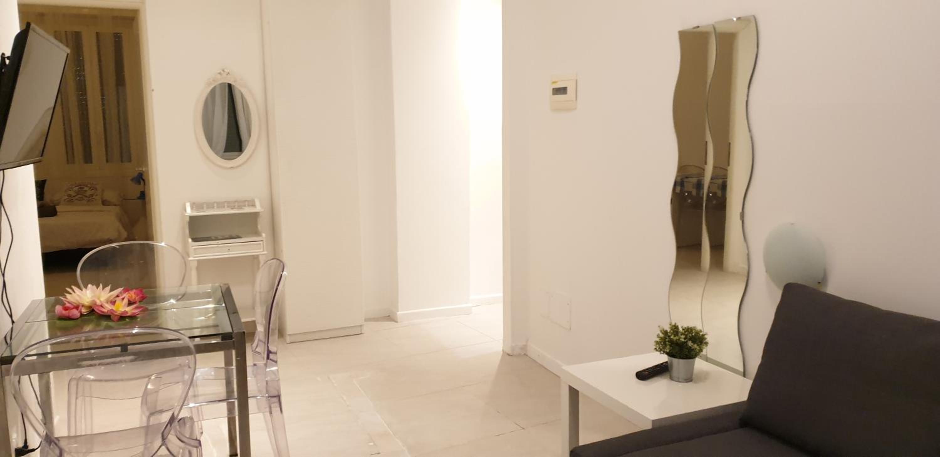 Smart Apartment Central Station