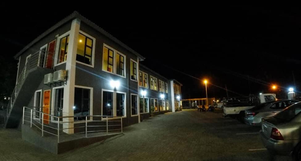 Starlight Inn