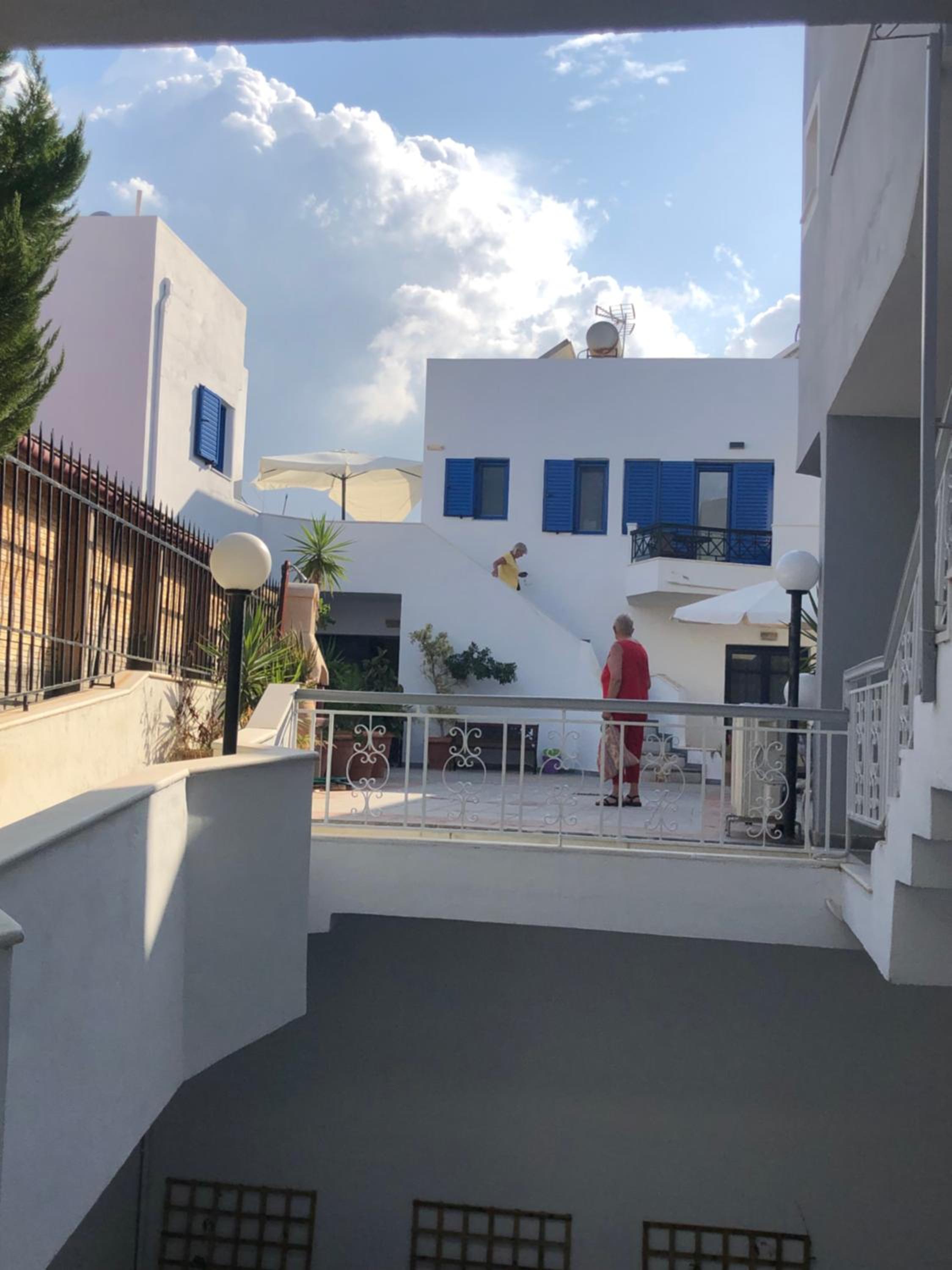 Helios Stays - Sisi Private Studio