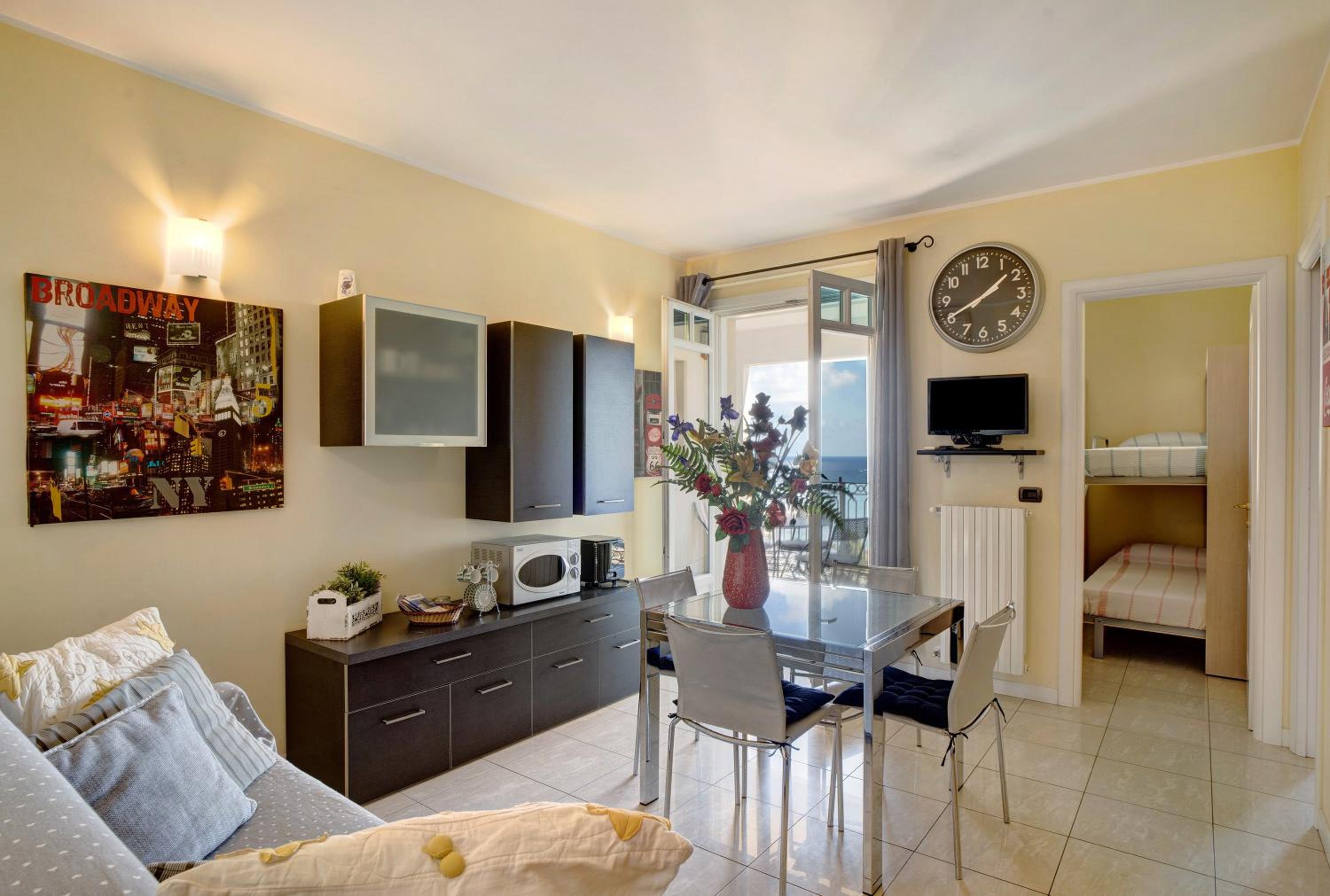 Casa Miradore 600 mt dal mare view 5
