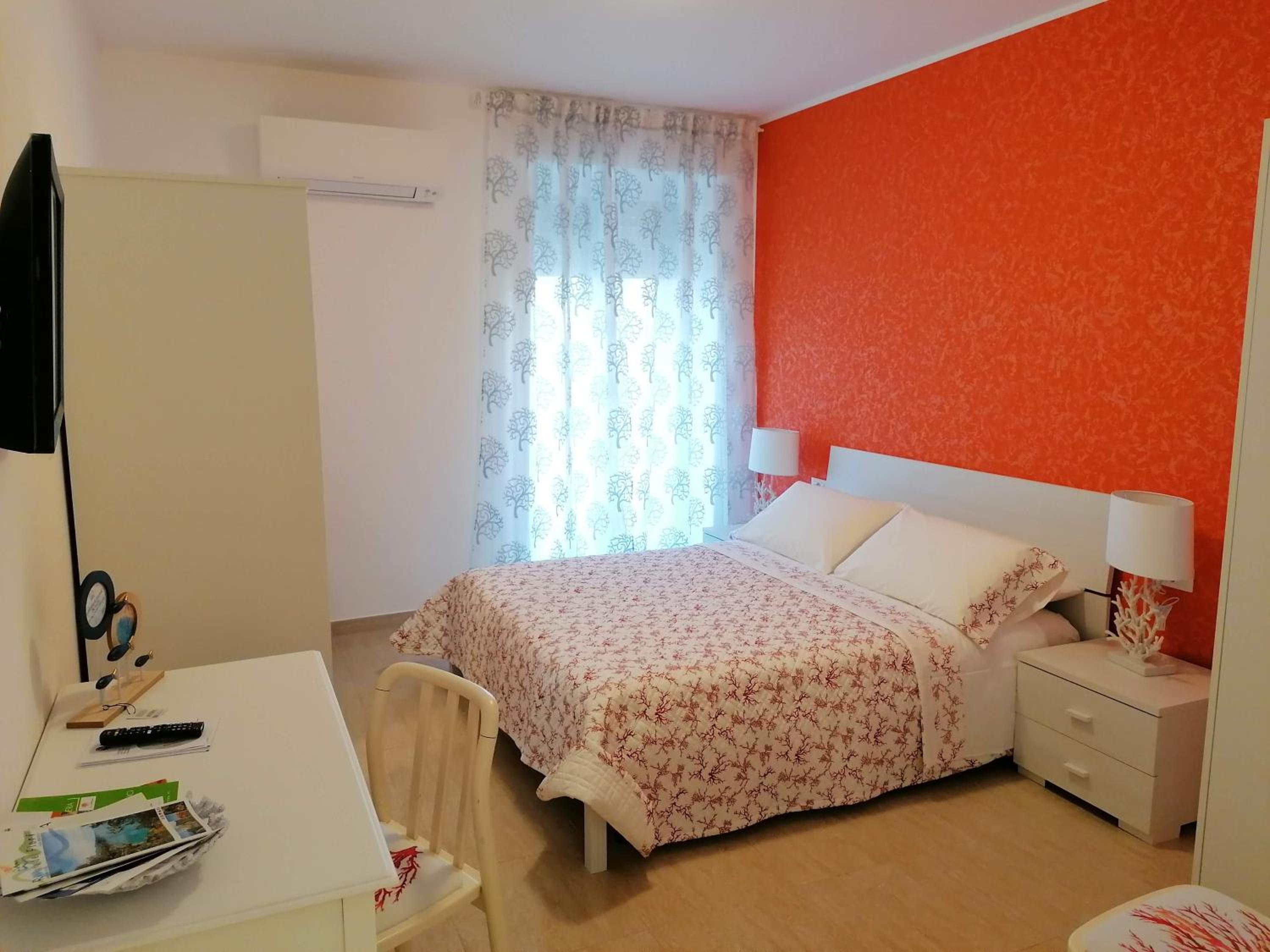 L'approdo en Bordighera — hotel room