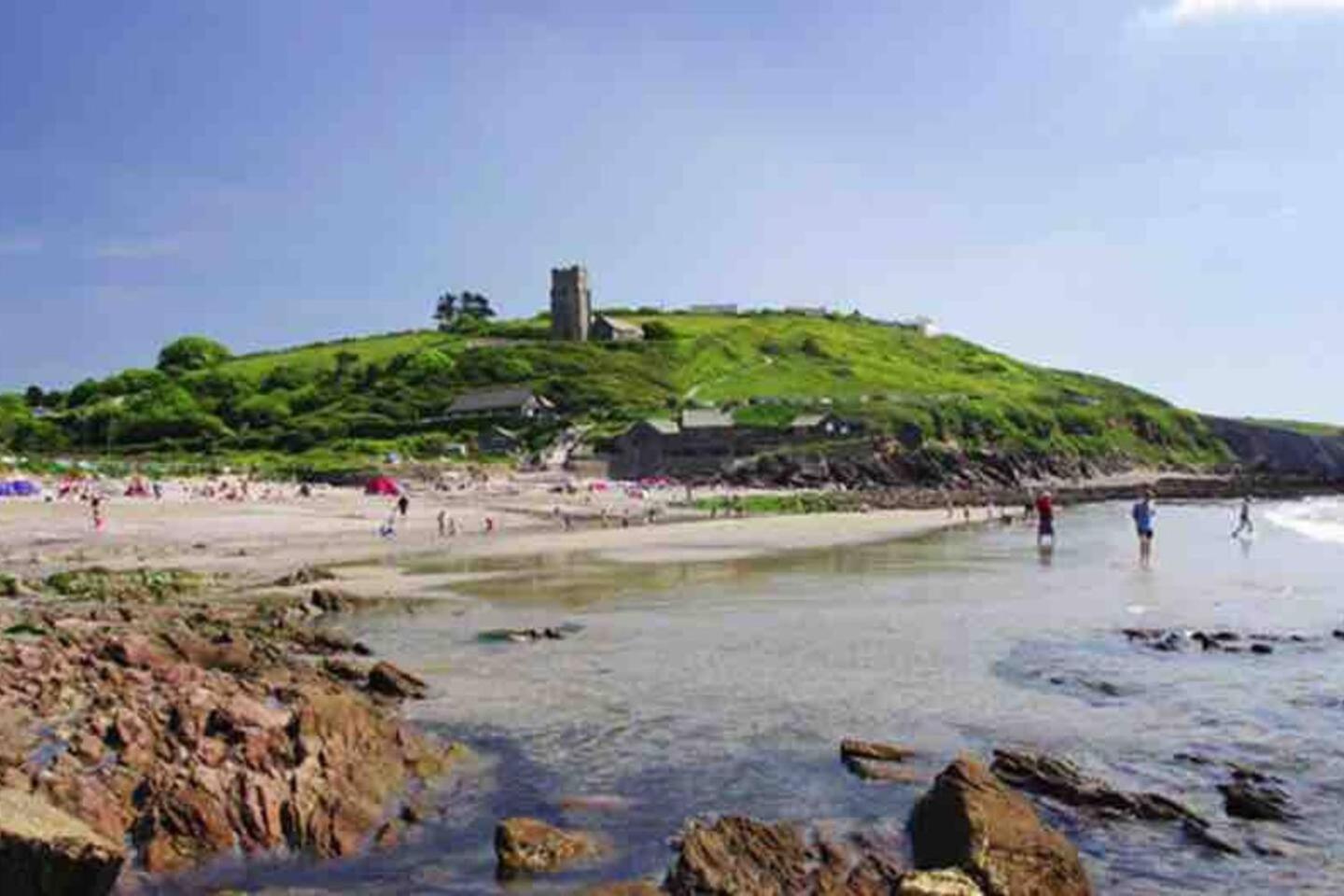 3-Bed Cottage-Plymouth-Dog friendly-Sleeps7 view 2