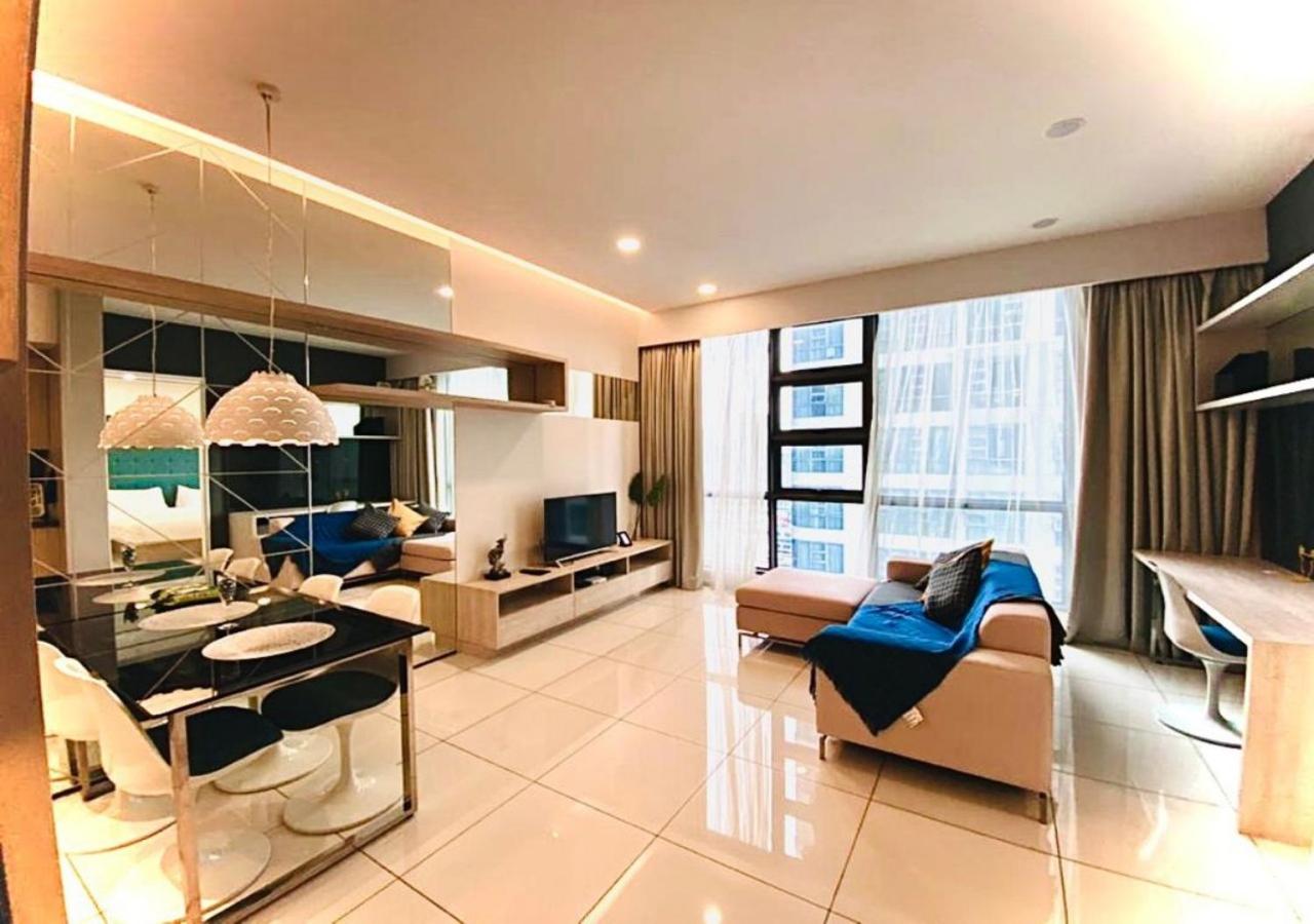 Robertson PanoramaKL Suites