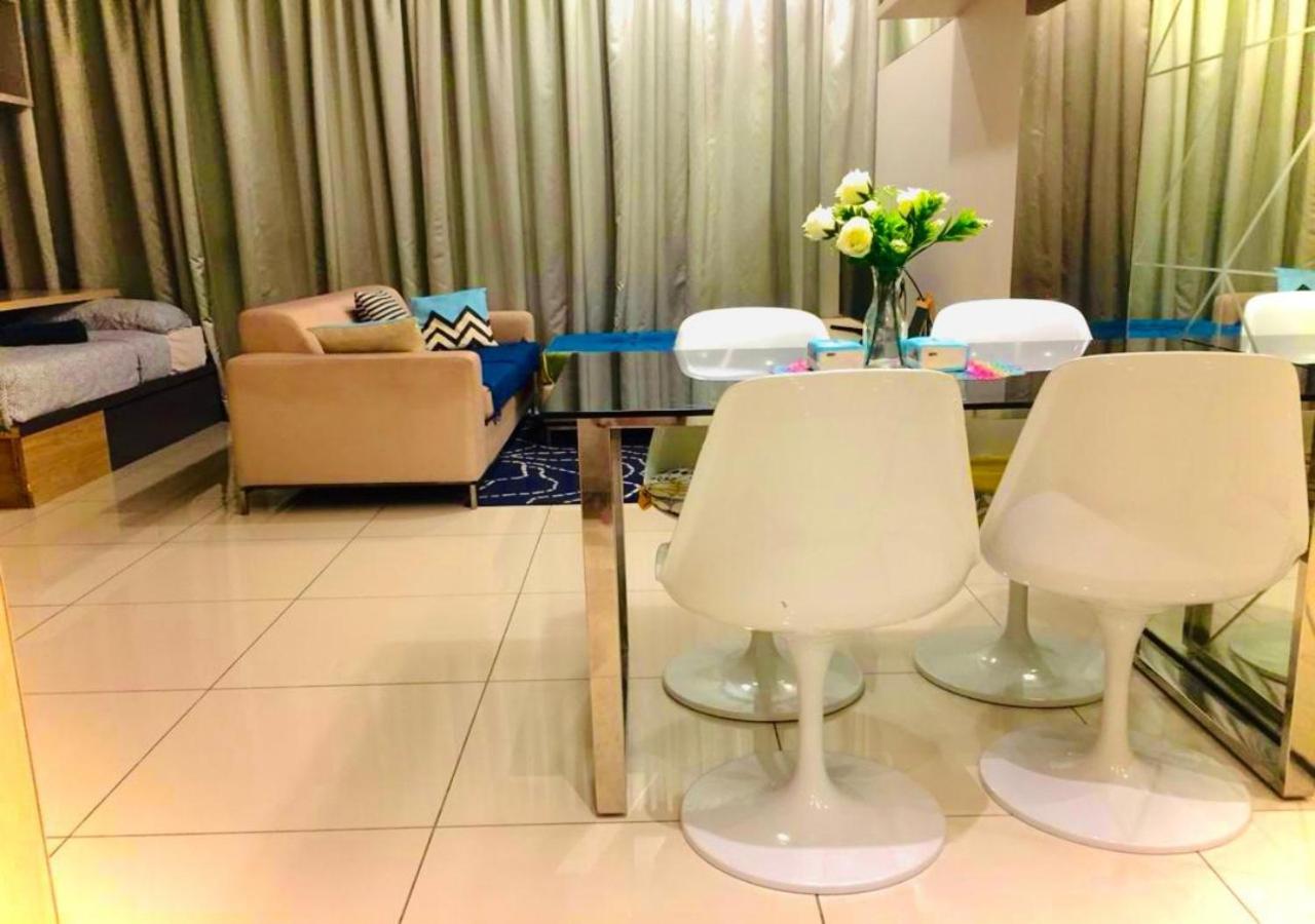 Robertson PanoramaKL Suites