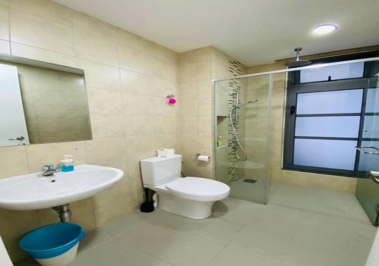Robertson PanoramaKL Suites