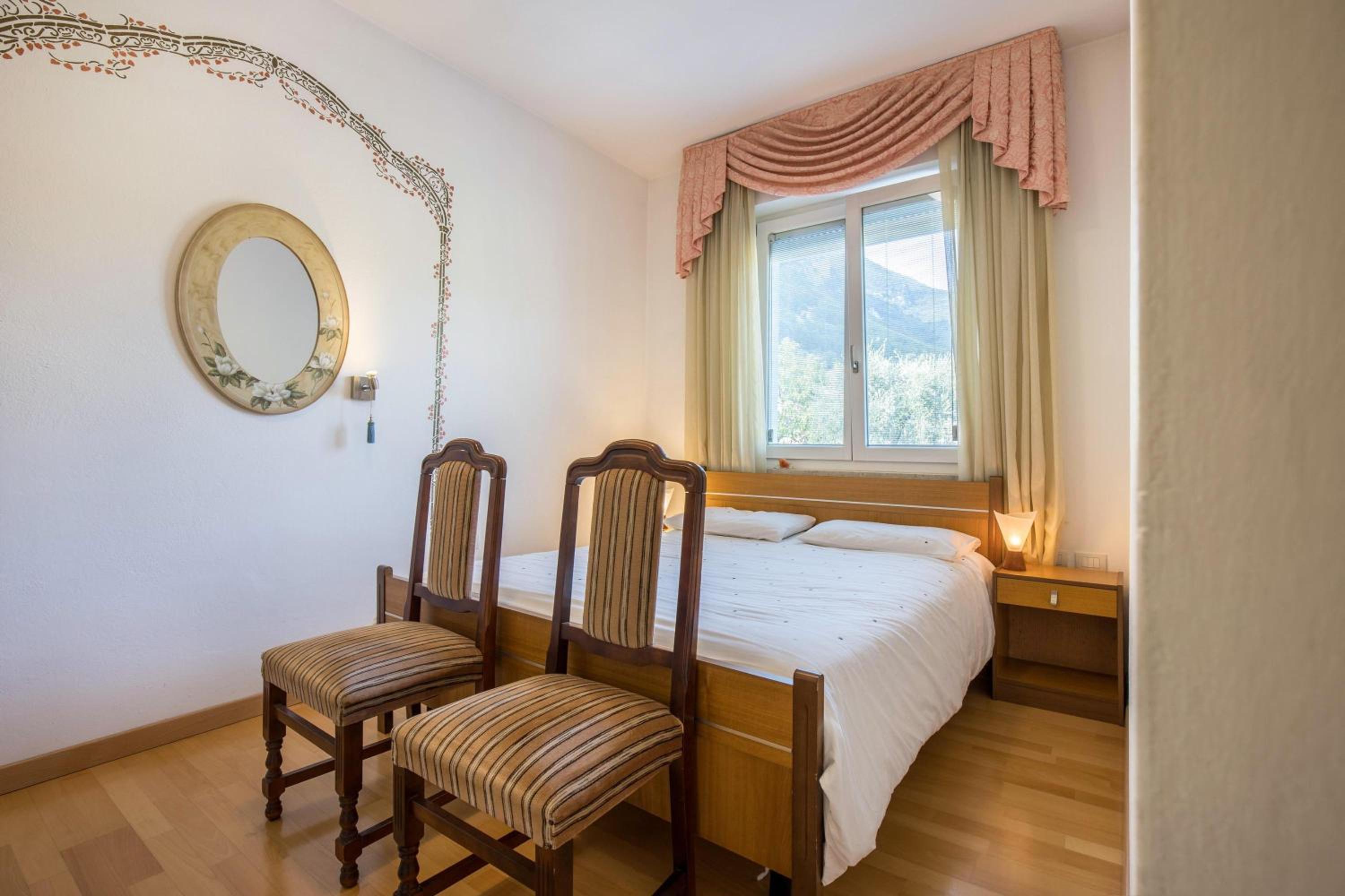Casa Zanoni en Arco — hotel room