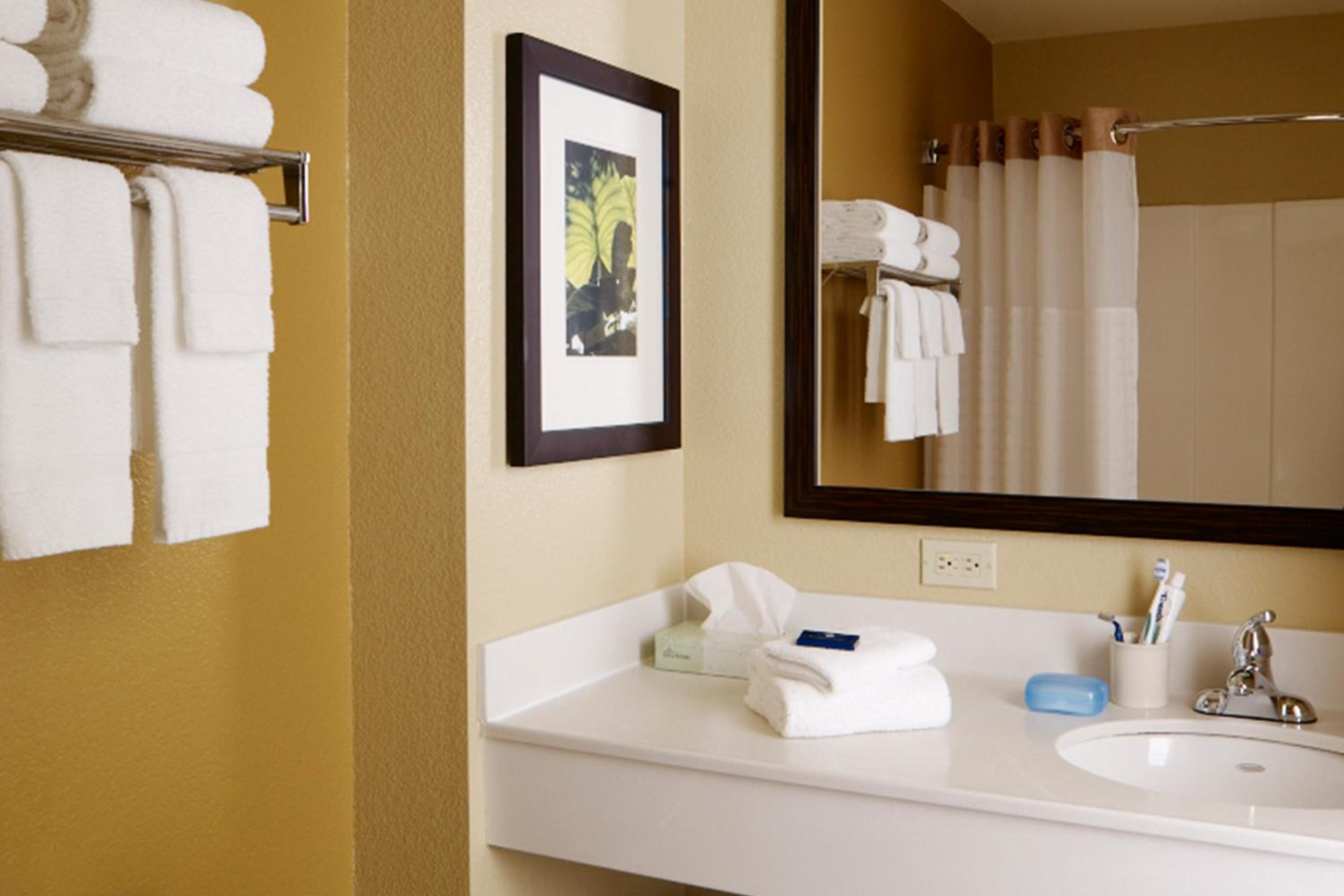 Bloomington Vacations - Extended Stay America Suites - Bloomington - Normal - Property Image 18