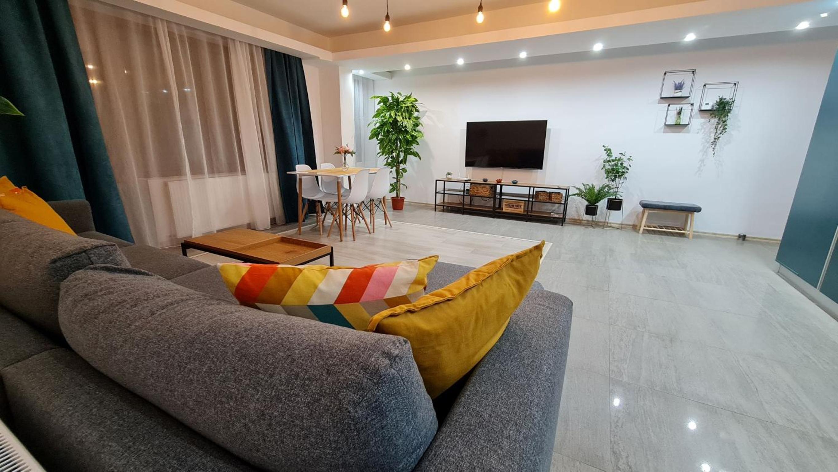 Zander Home Apartment view 5