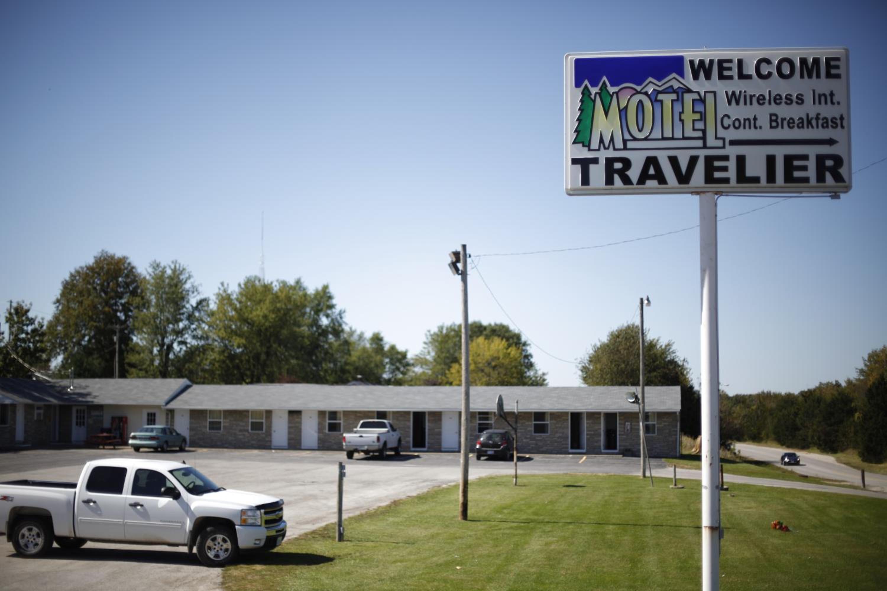 OYO Travelier Motel, photo 21
