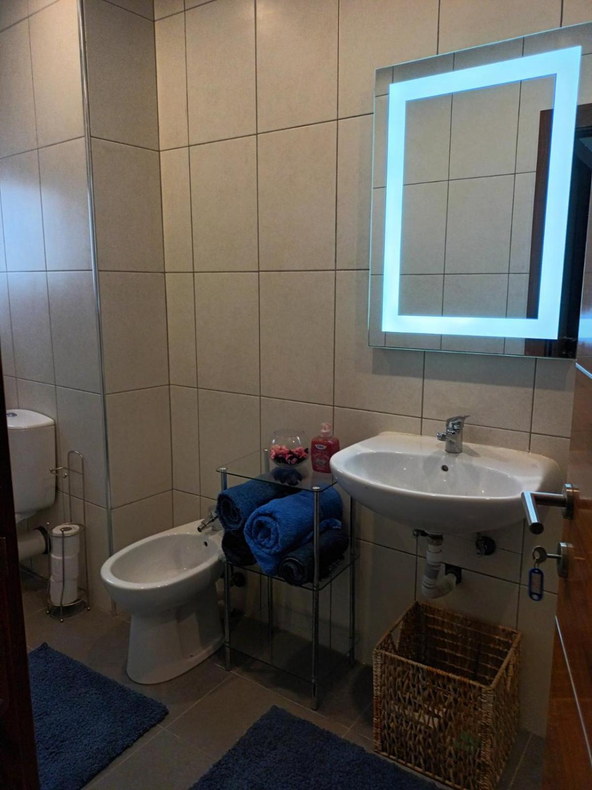 Photo 38
