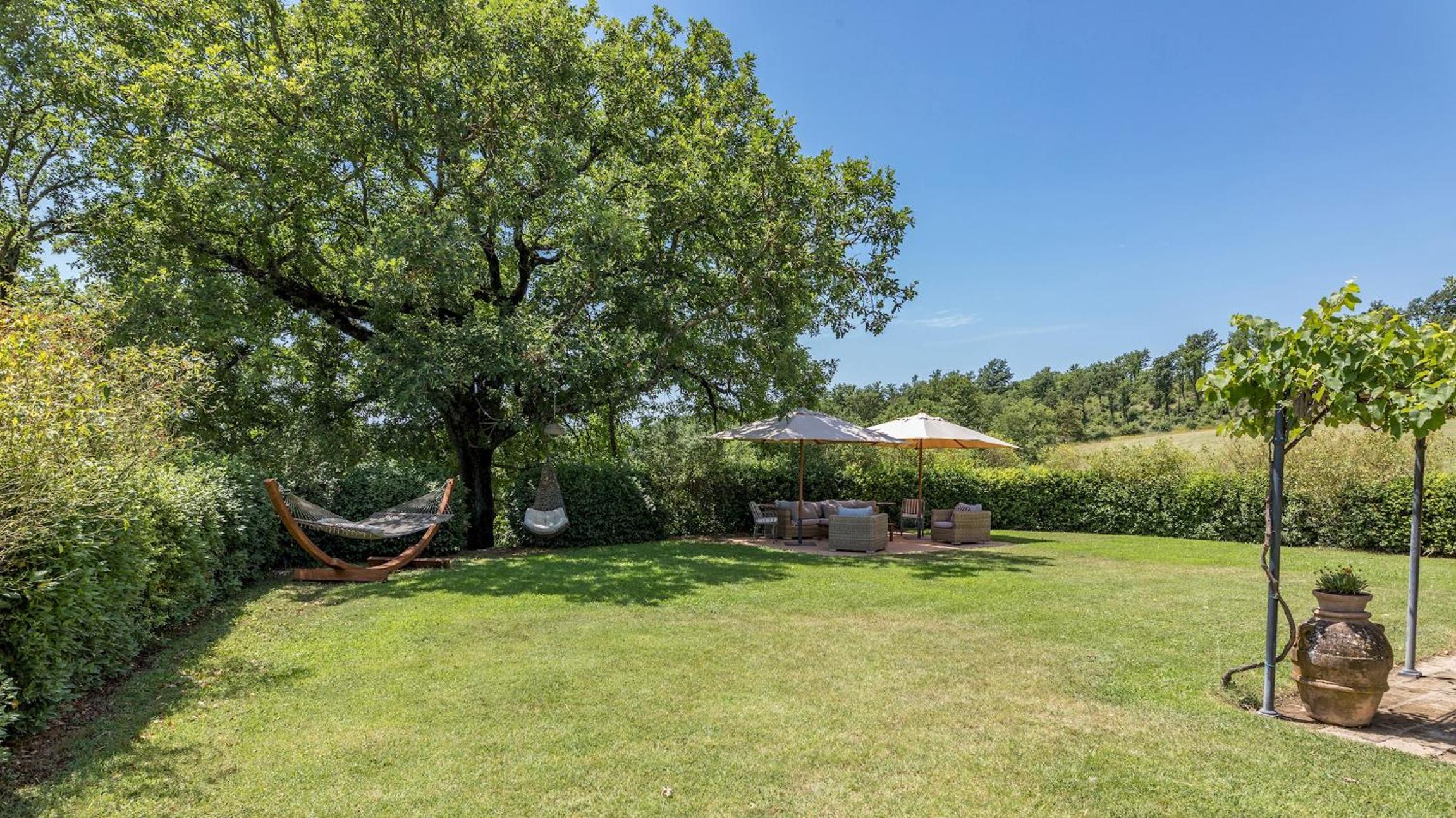 CASALE PIATTINI 10, Emma Villas view 4