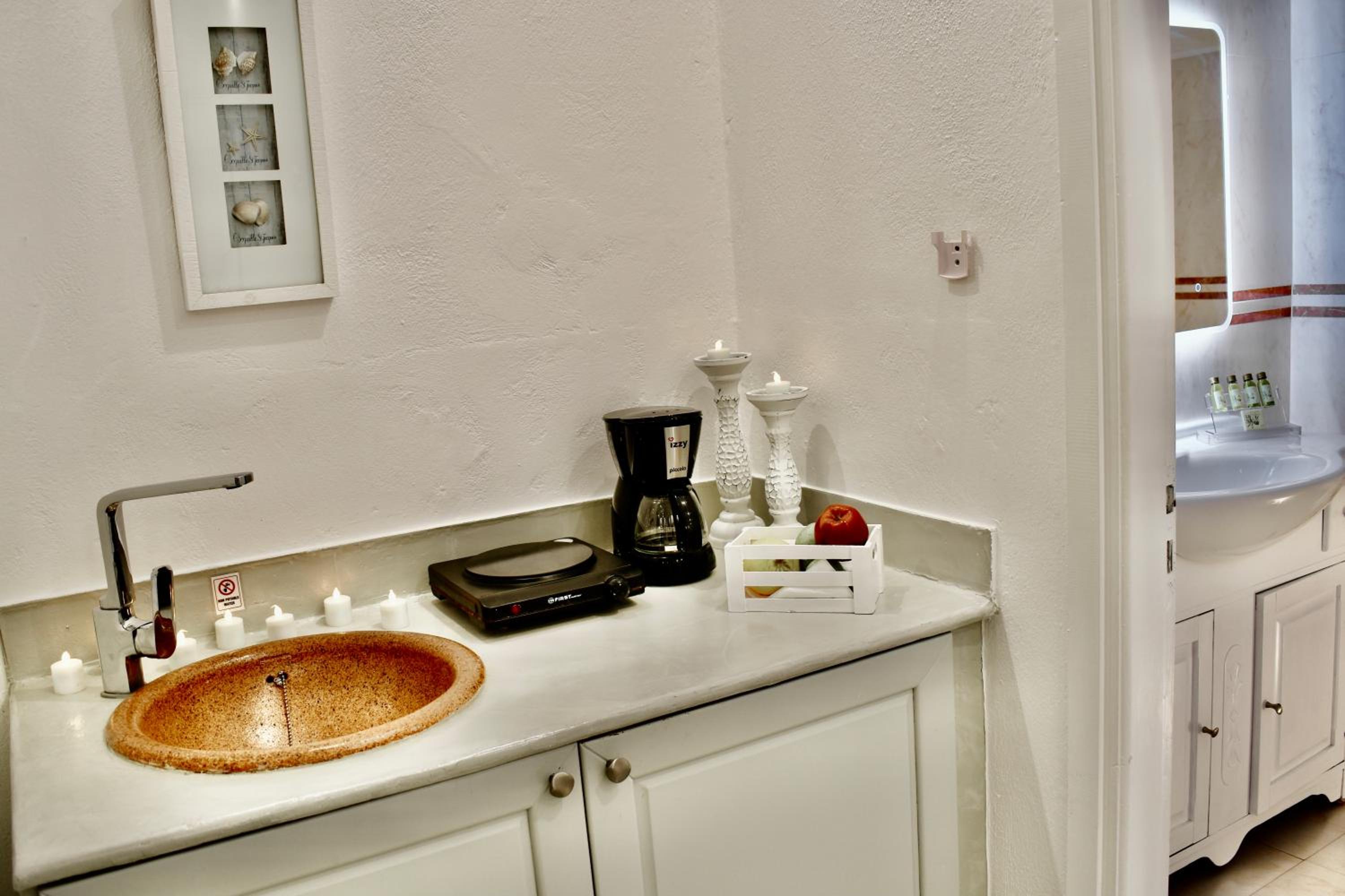 Aeolos Art and Eco Suites - Adults Only 95