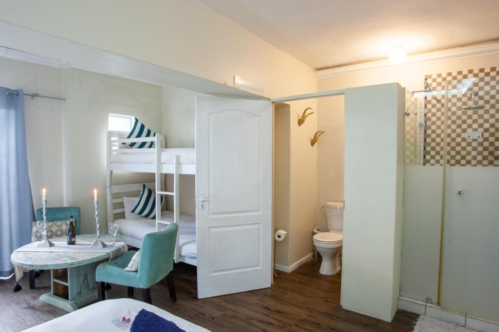 Bedrock Strand Family 4 Sleeper with Private Bathroom view 3