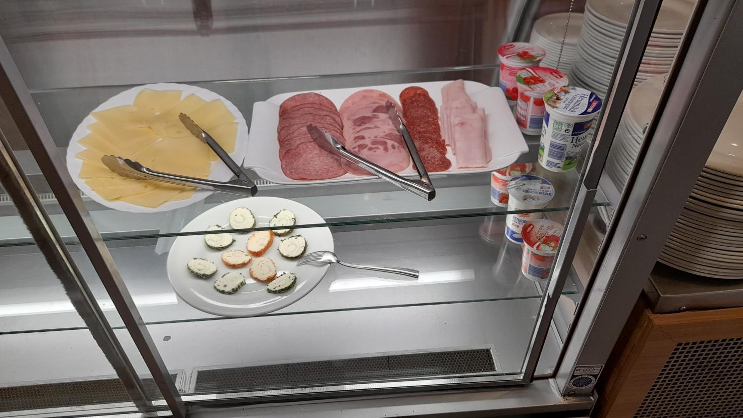 Jasmin Pension Central Location Shared Kitchen Pet Friendly