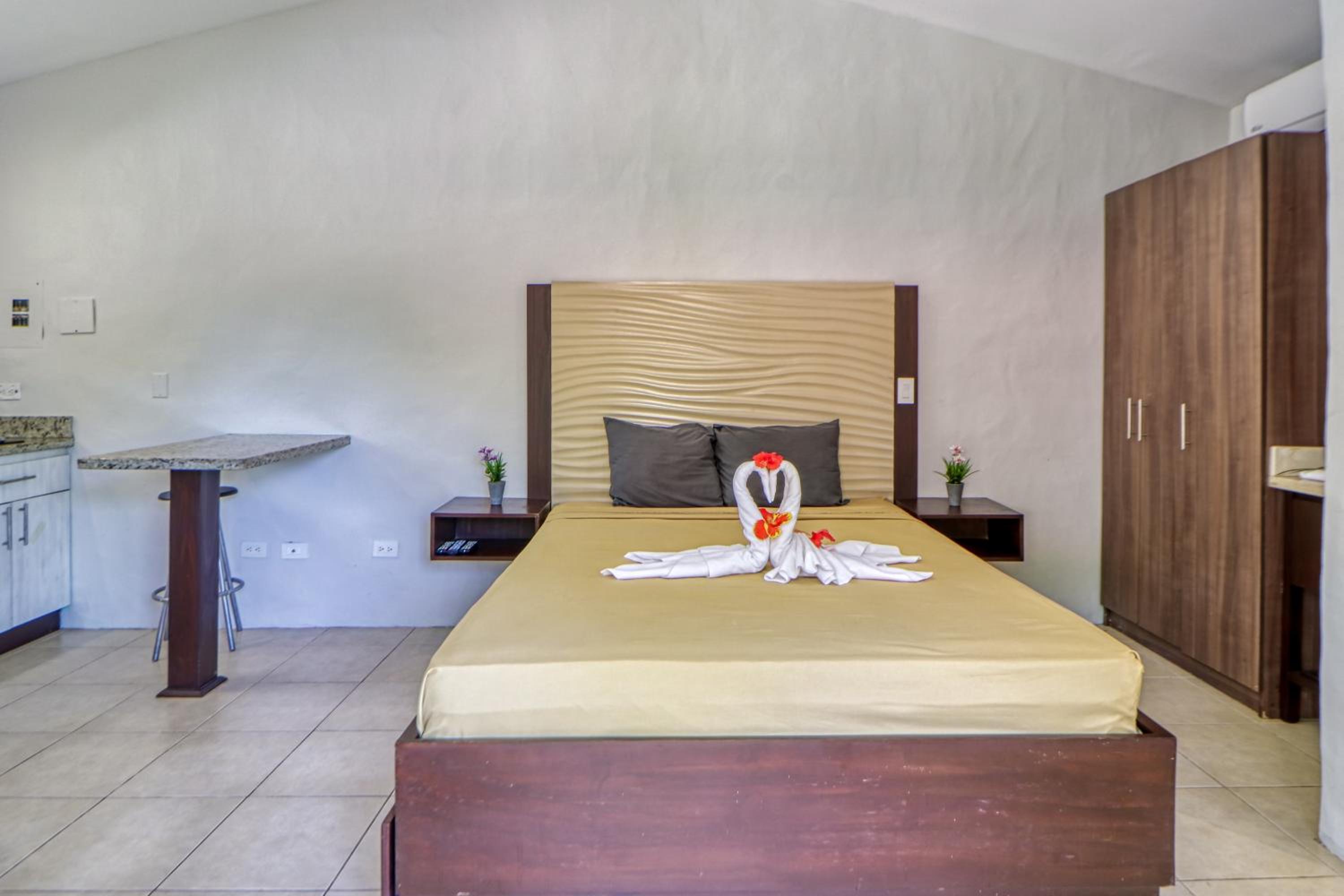 Hotel Club Voca #6 - Image 1