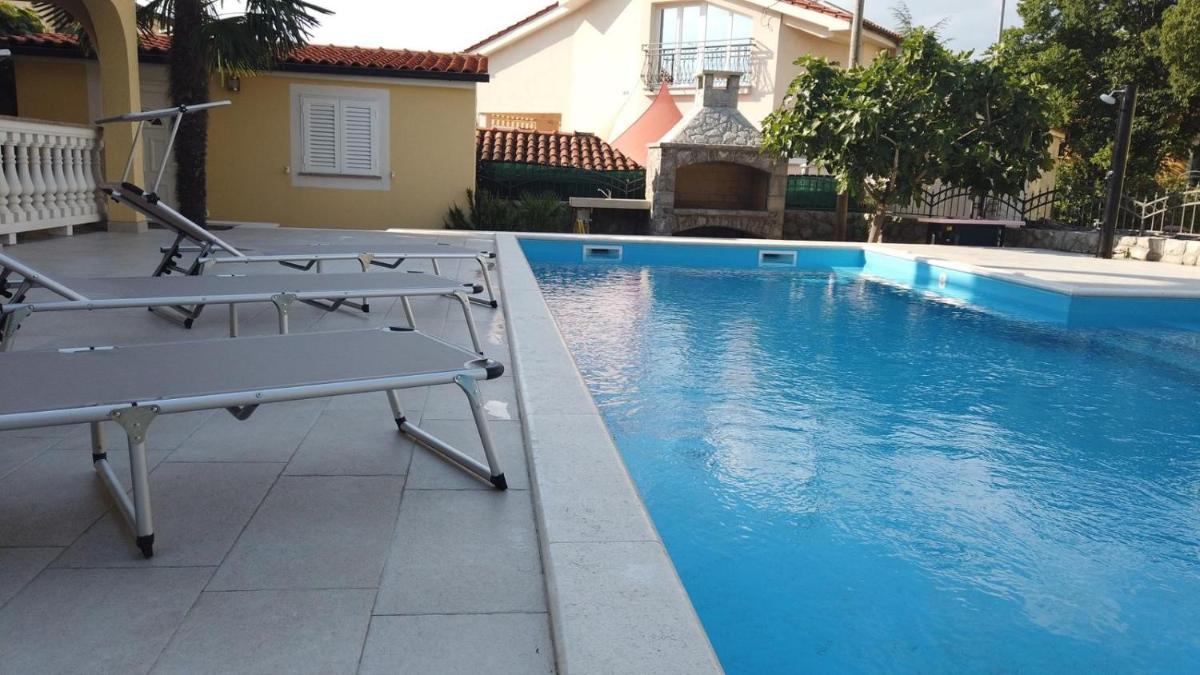 Apartment Šerbečić 2 view 2