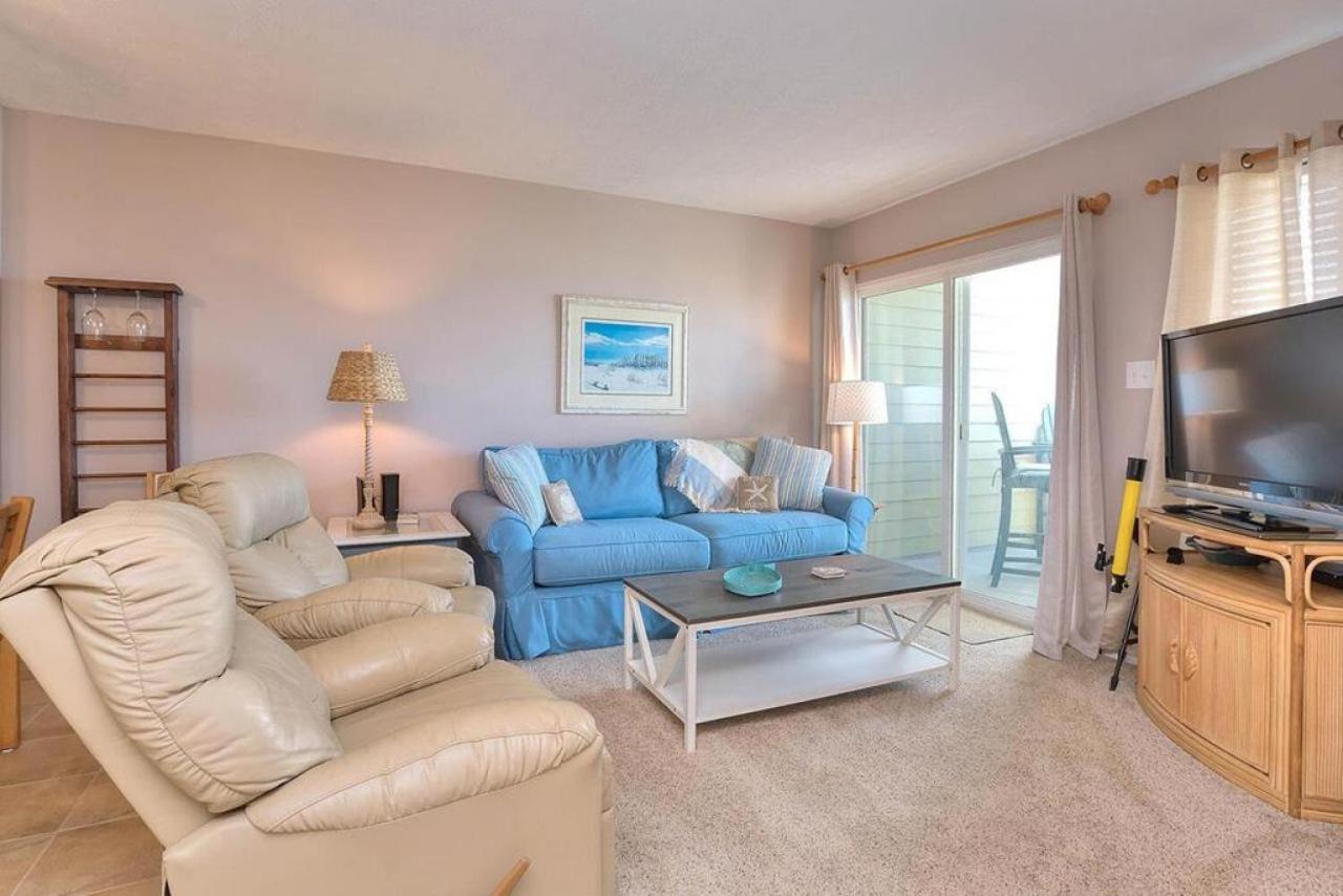 Oak Island Beach Villa 107- Stars & Seas view 5
