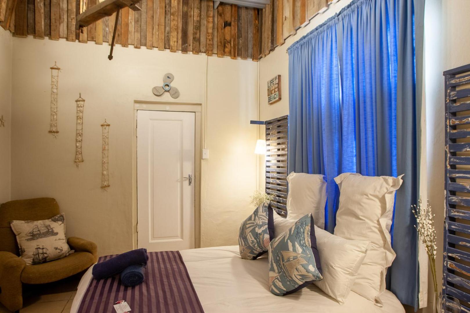 Strand Family studio en-suite 6 sleeper Kitchenette Helderberg CT view 4