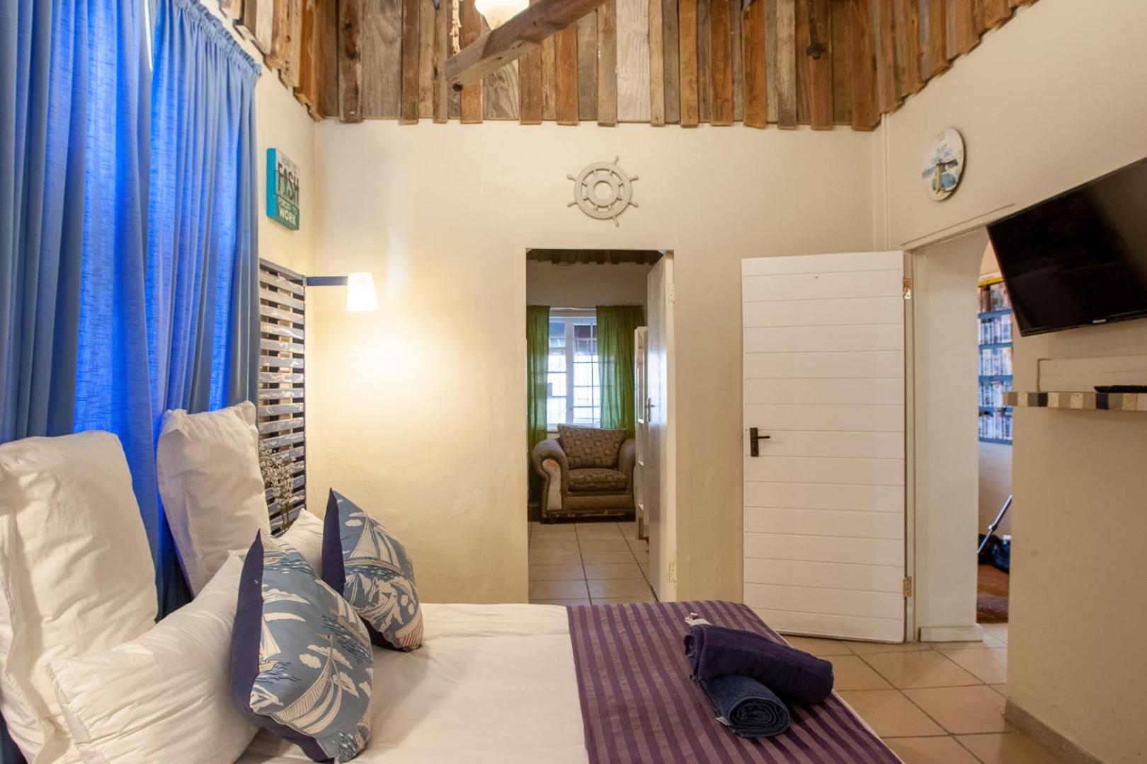 Strand Family studio en-suite 6 sleeper Kitchenette Helderberg CT view 5