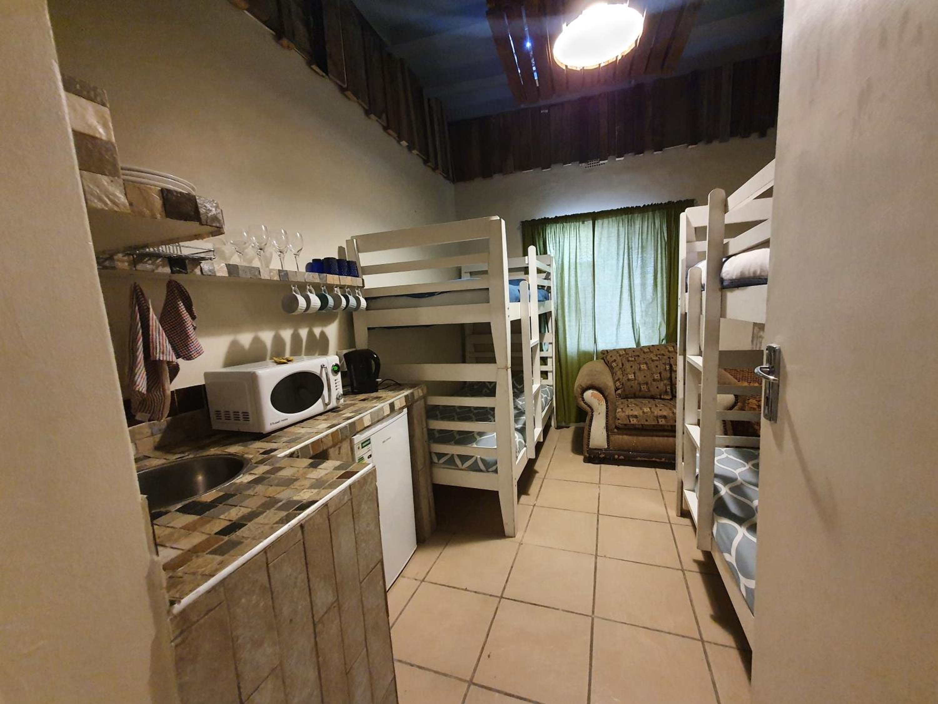 Photo 8