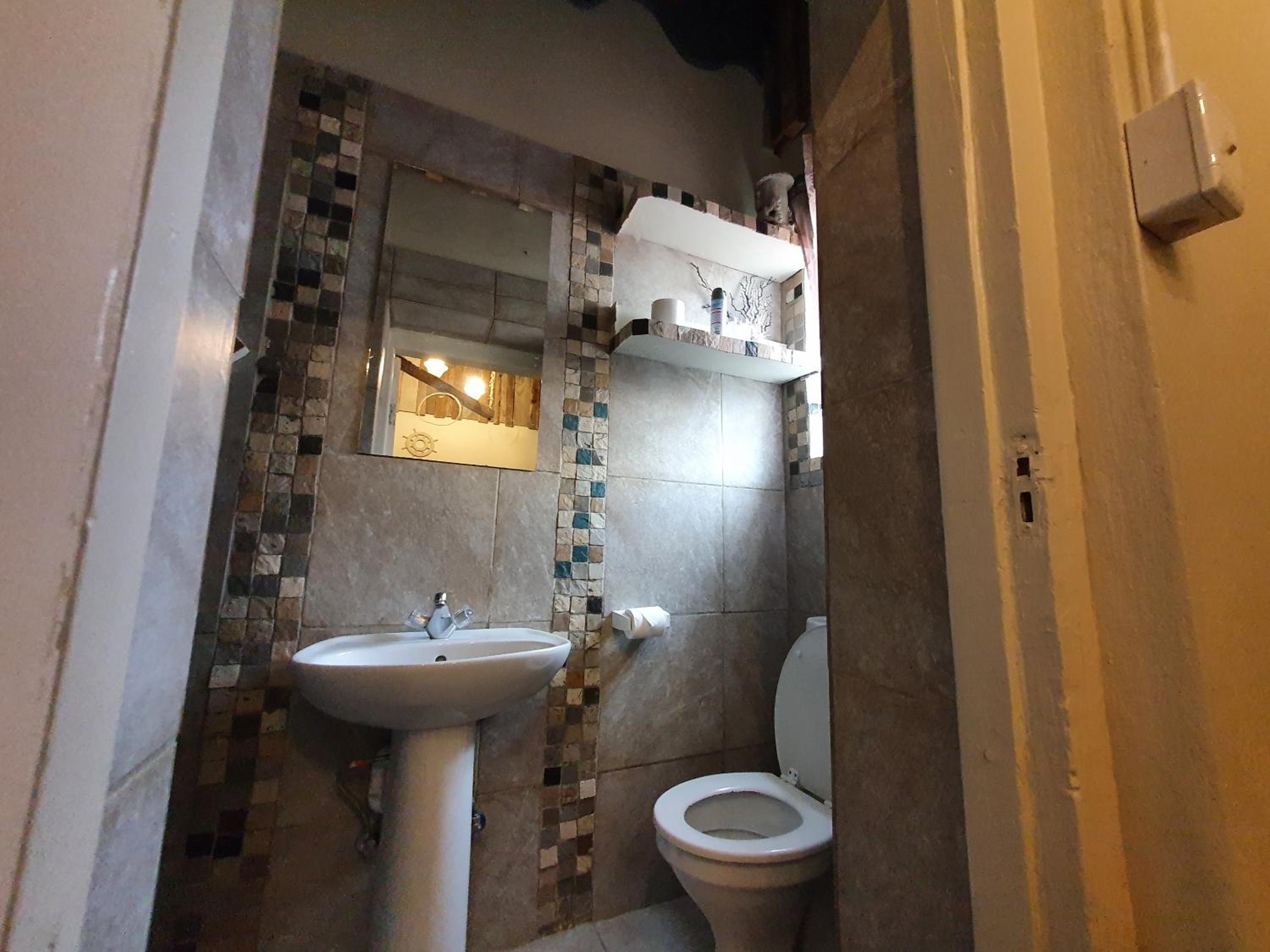 Strand Family studio en-suite 6 sleeper Kitchenette Helderberg CT view 2
