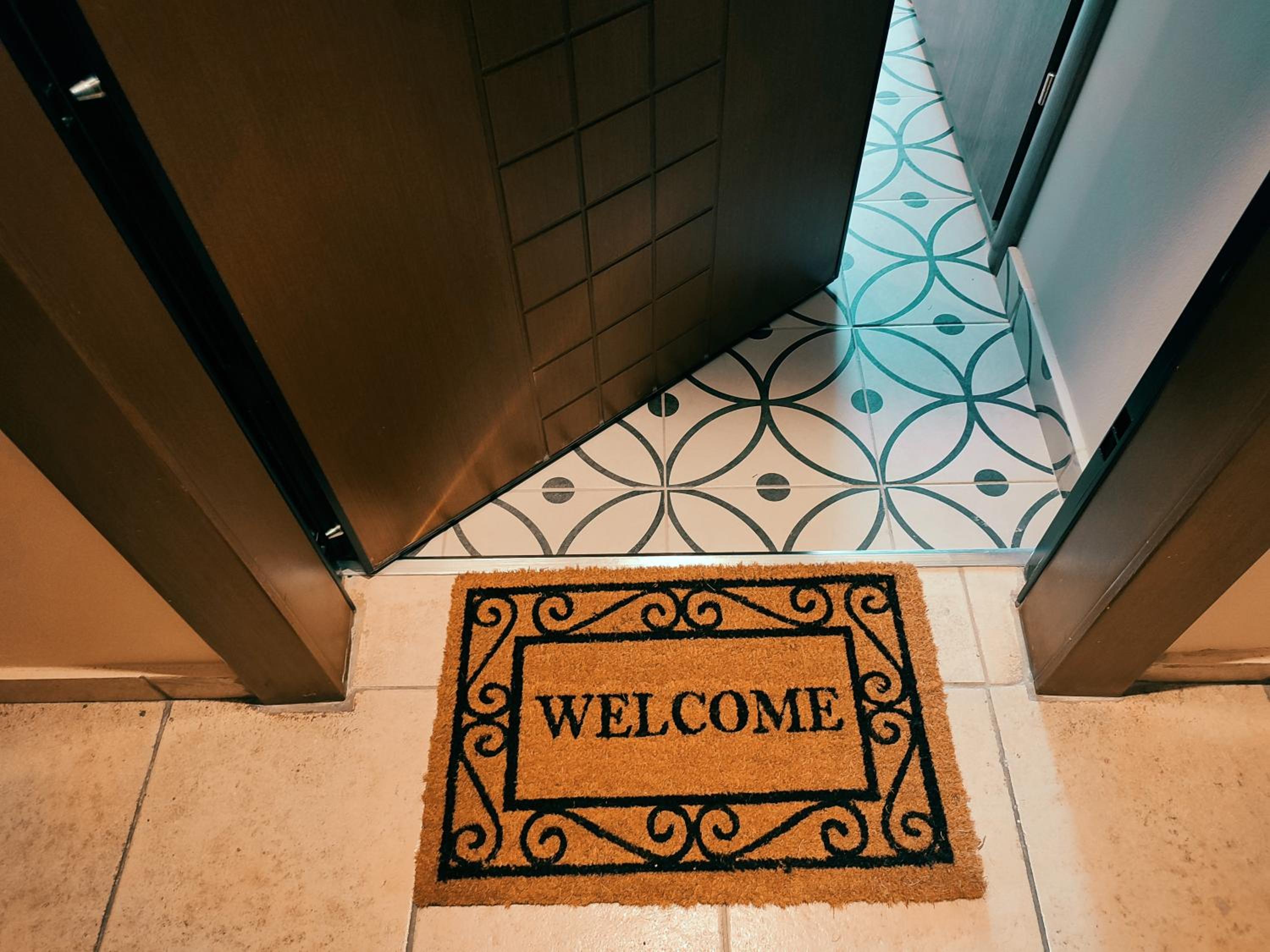 Modiano Studios Center-Your Urban Stay photo 5