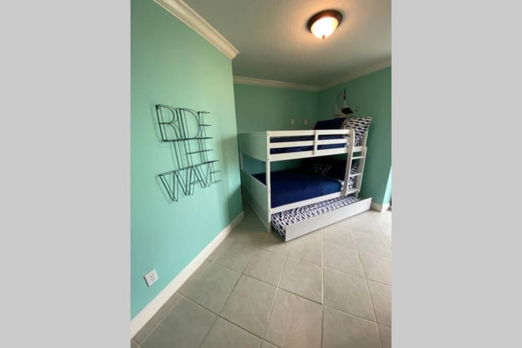 Corner Condo with Amazing Beach and Pool Views view 4
