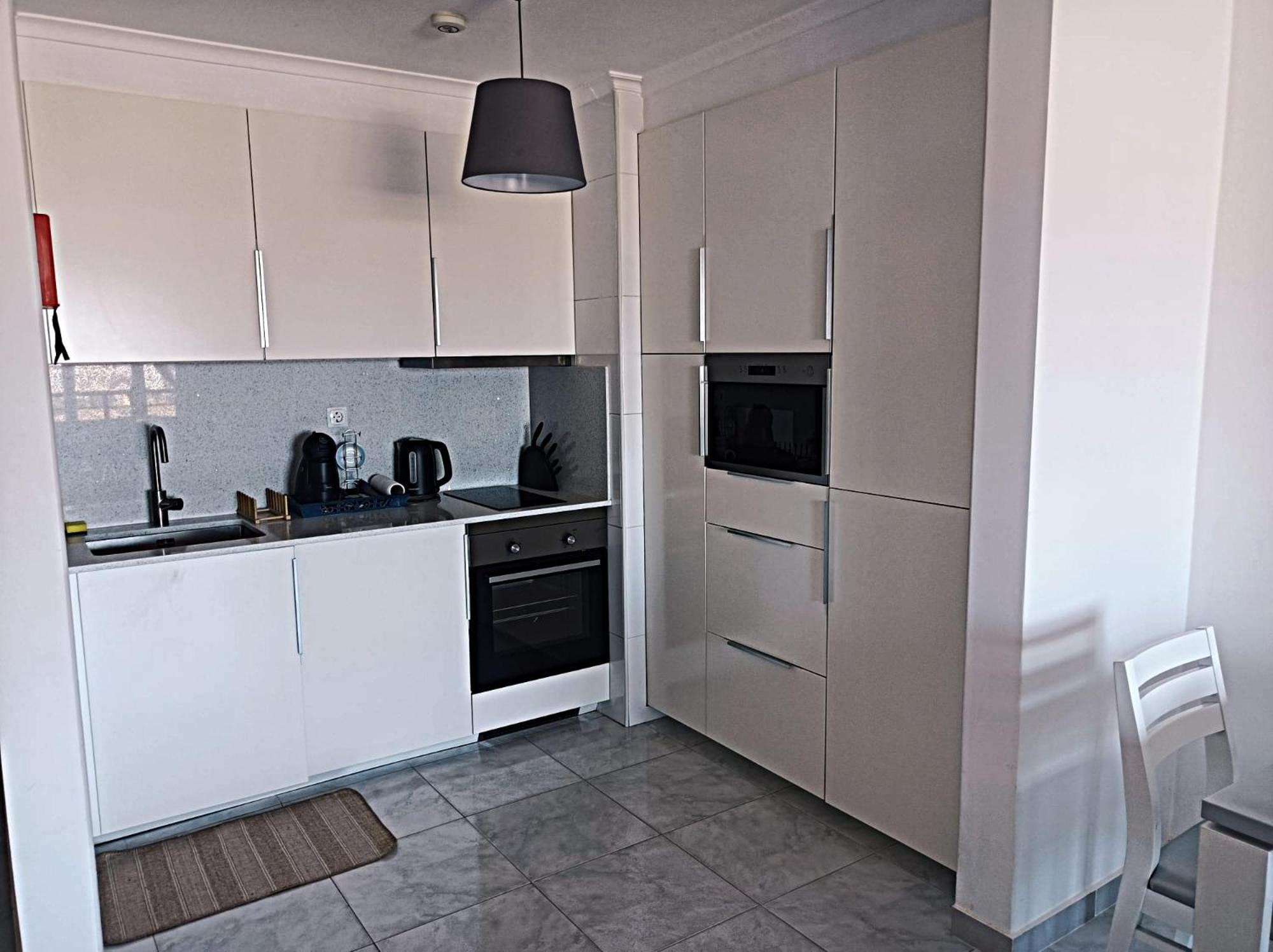 Cozy apartment PRAIA da ROCHA view 2