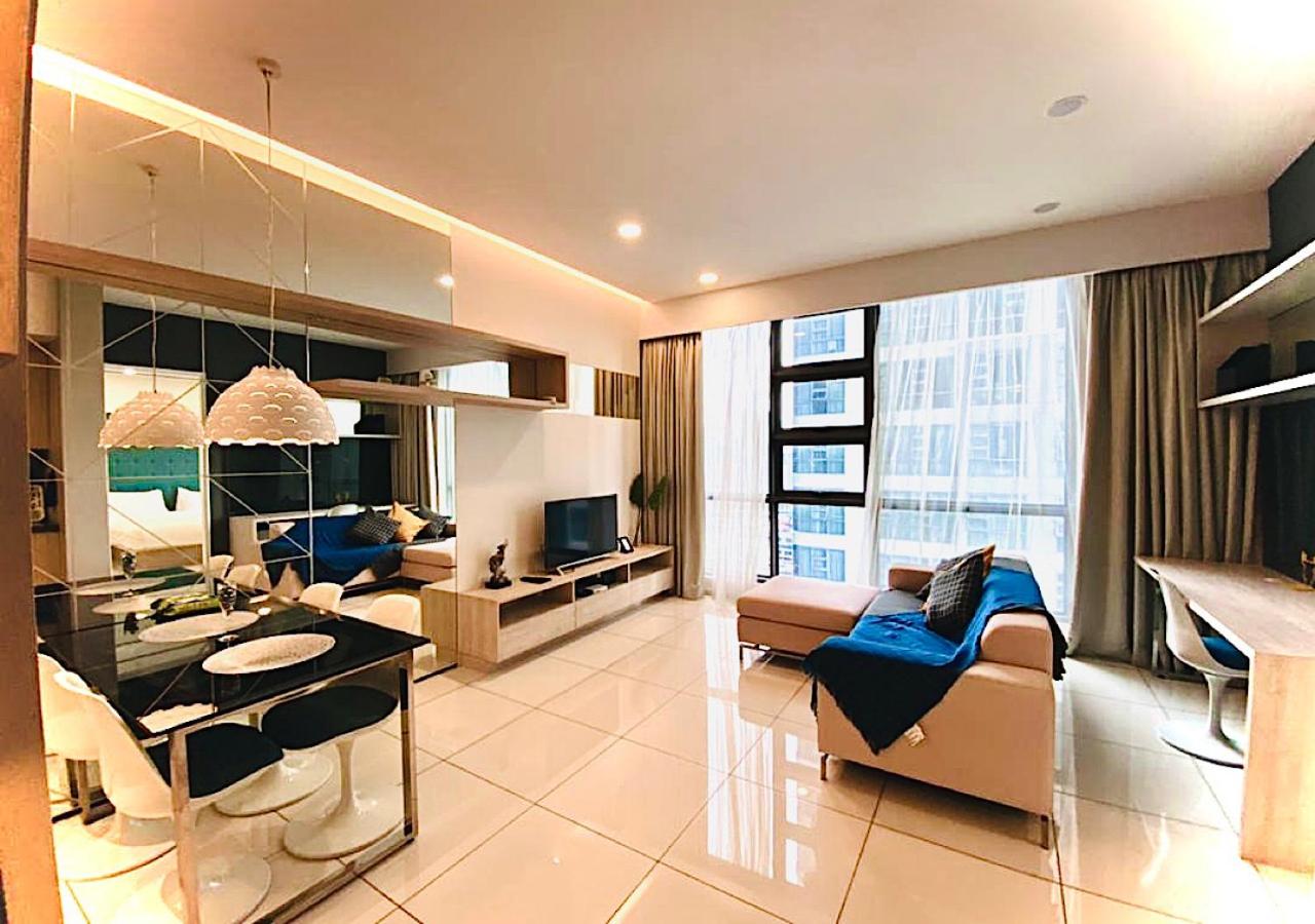 Robertson PanoramaKL Suites